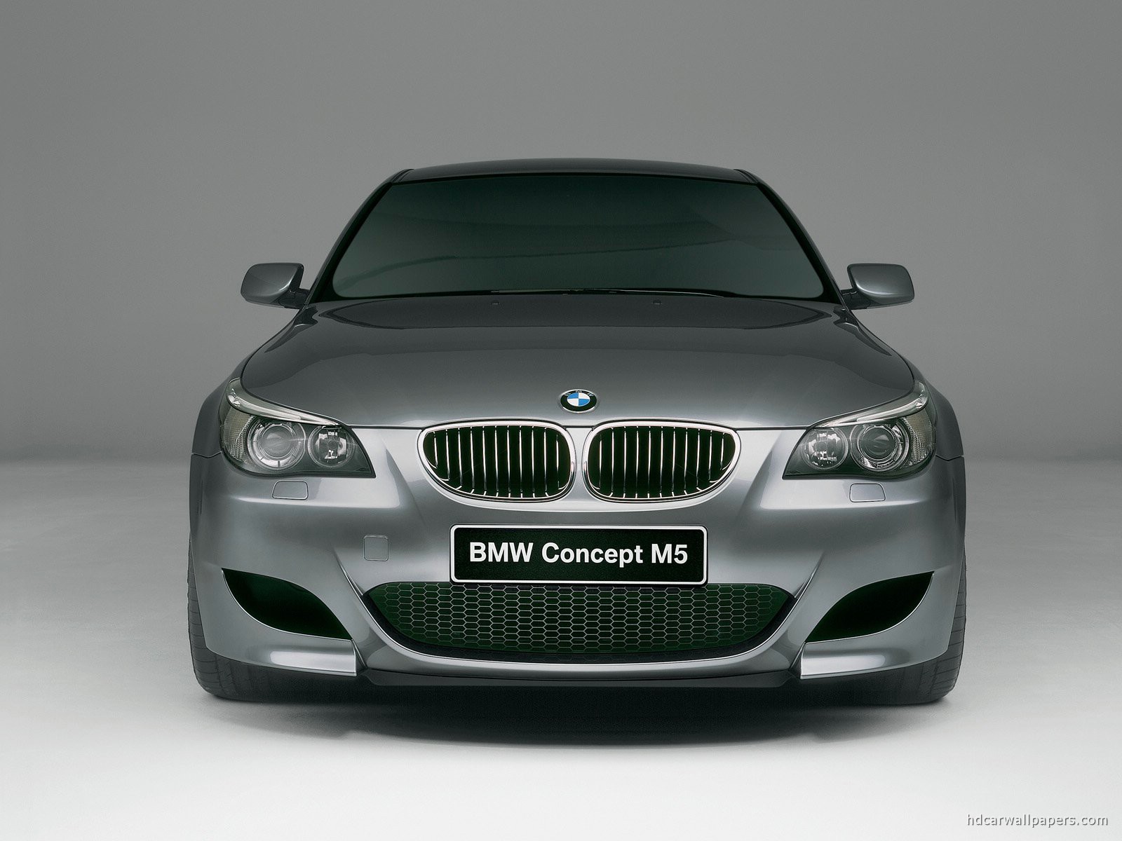 2005 BMW M5 Wallpaper | HD Car Wallpapers