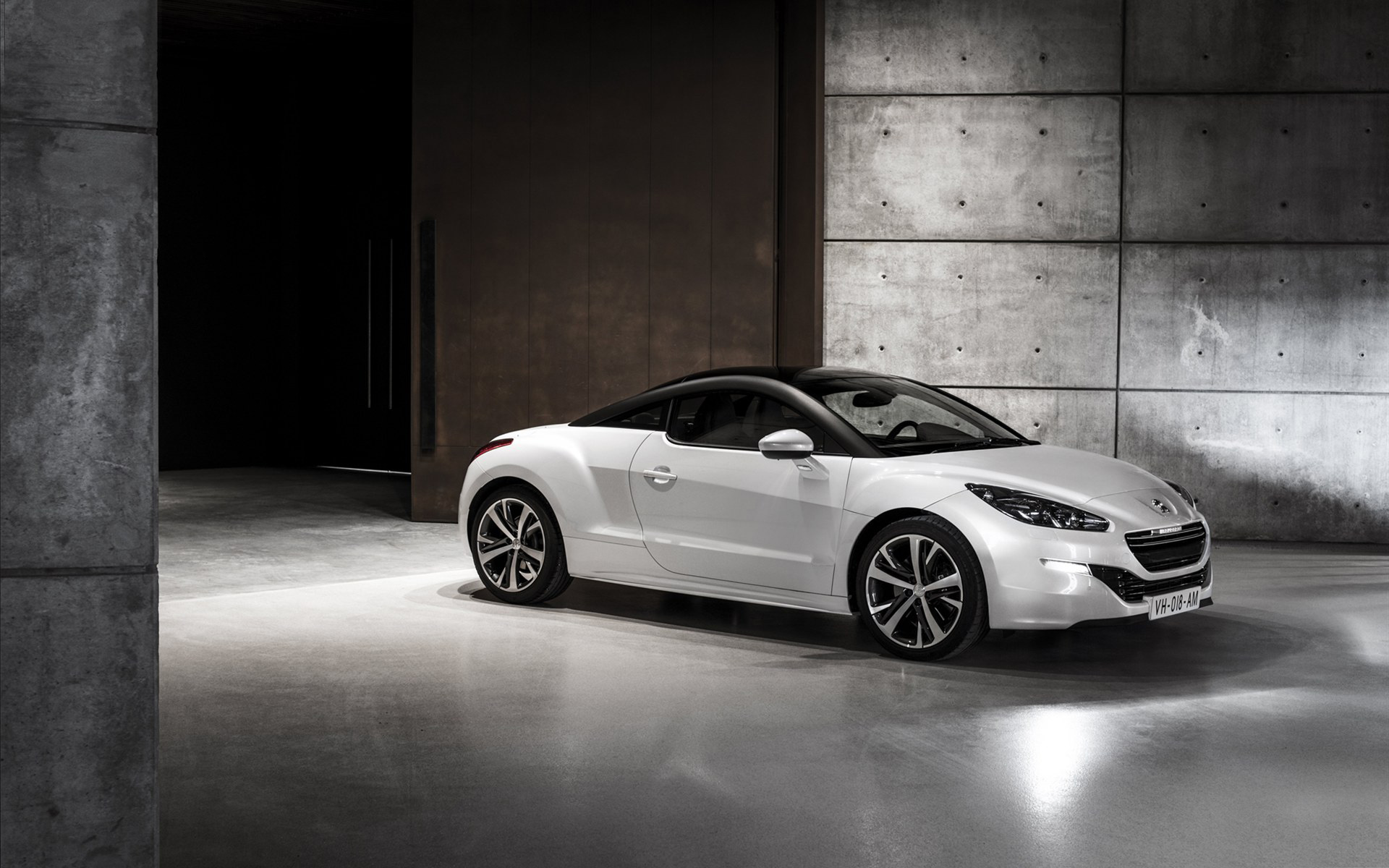 2013 Peugeot Rcz Sports Coupe Wallpaper Hd Car Wallpapers