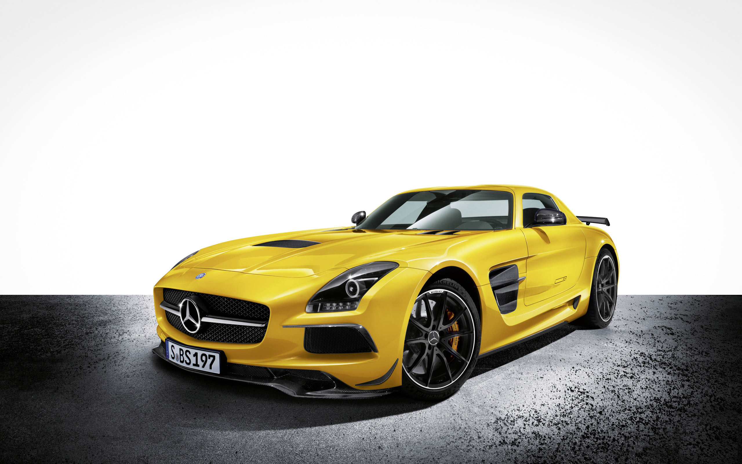 Mercedes benz sls amg black series #1