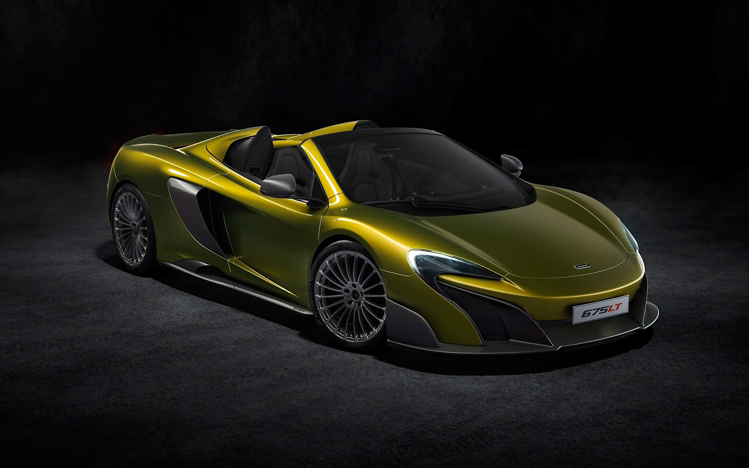 2016 McLaren 675LT