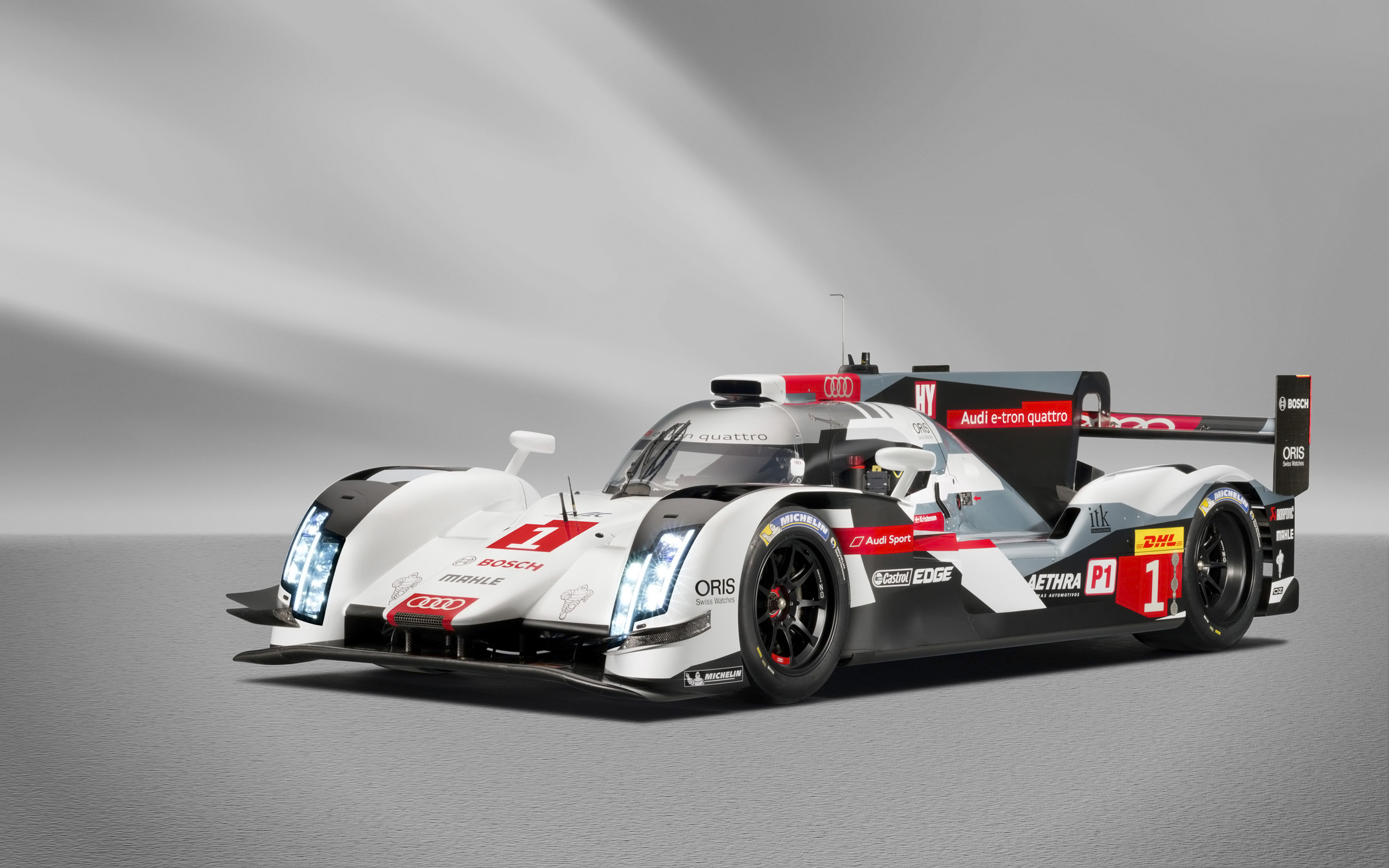 2014 Audi R18 E Tron Quattro