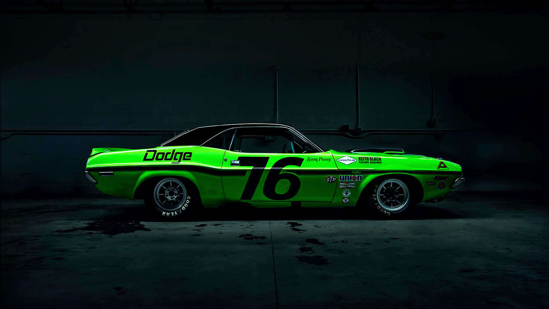 Dodge Challenger Drag Racing Wallpaper  HD Car Wallpapers