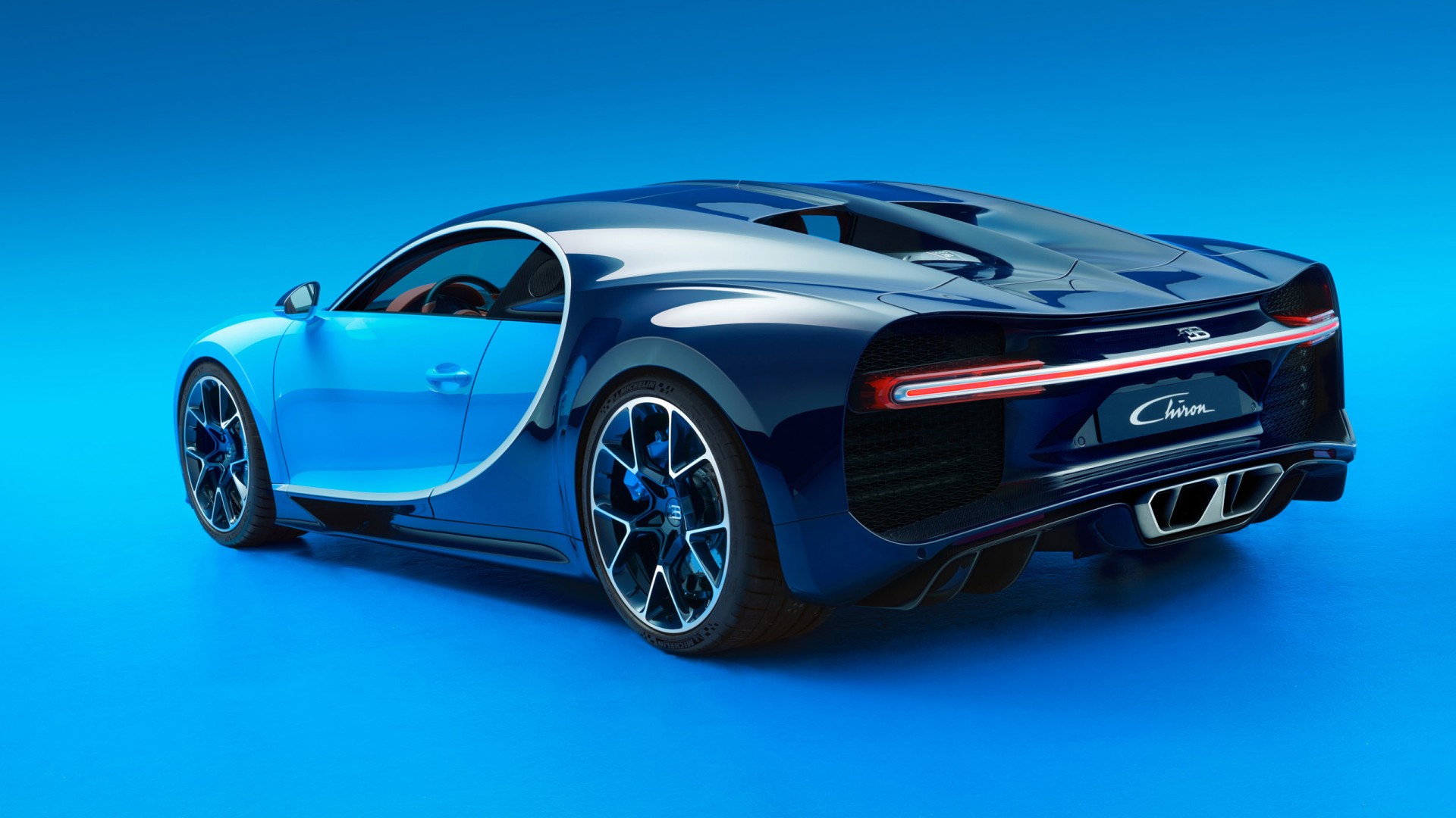 Bugatti chiron 16