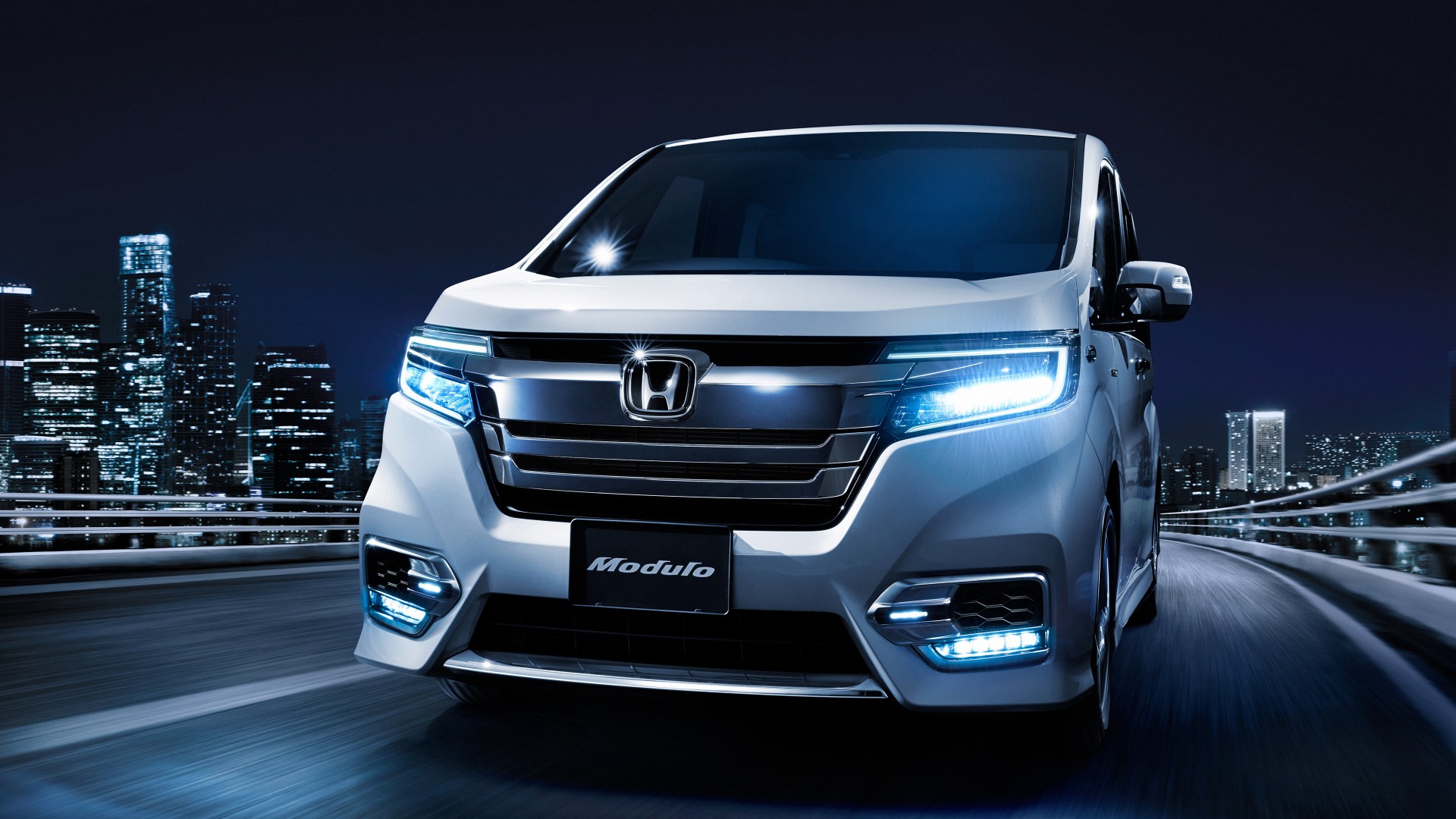 Honda stepwgn spada 2017
