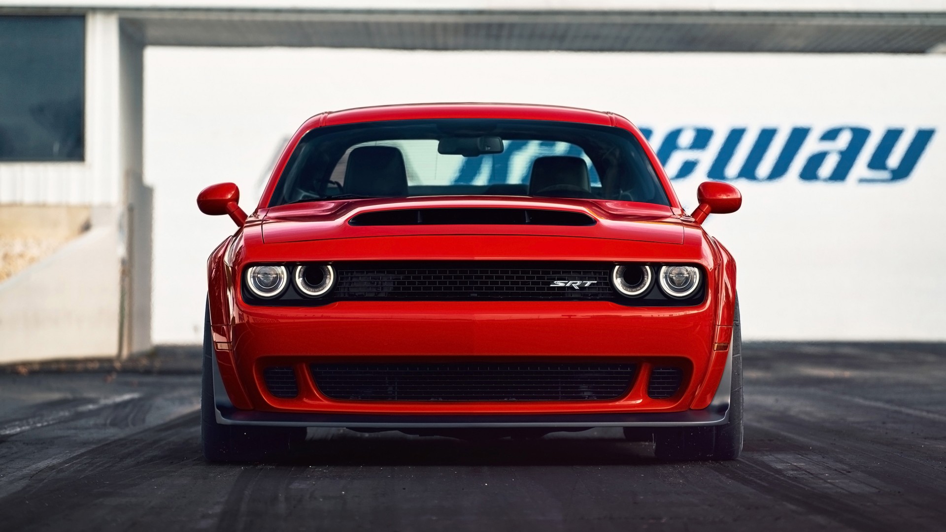 Додж srt demon