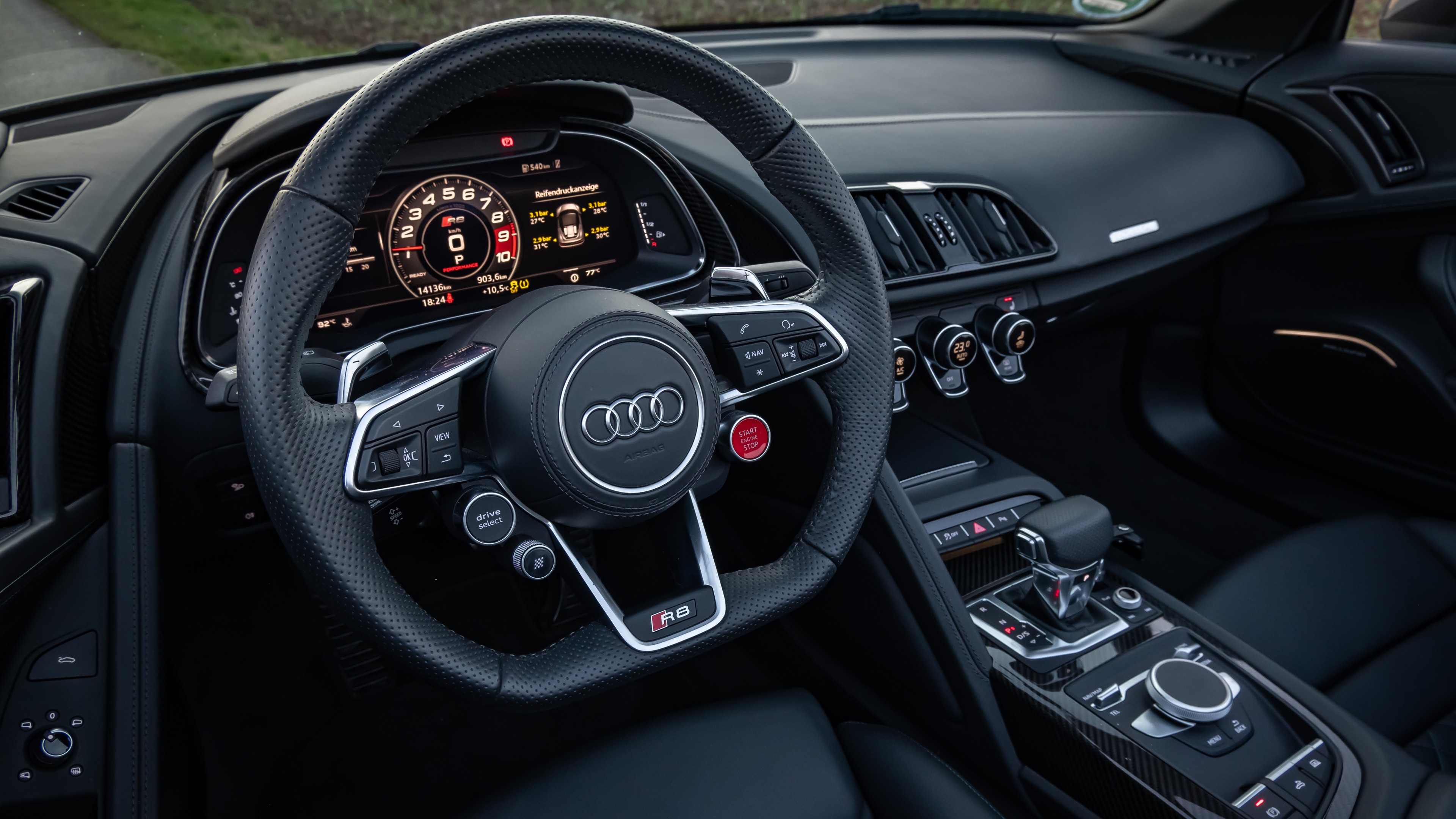 Audi R8 V10 Performance Spyder 5k