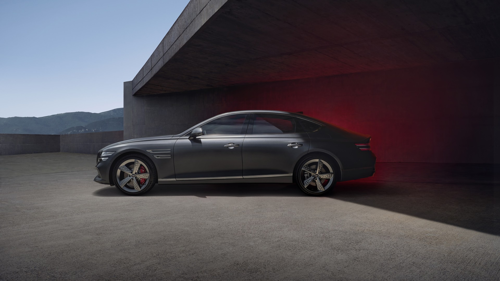 Aston martin g80