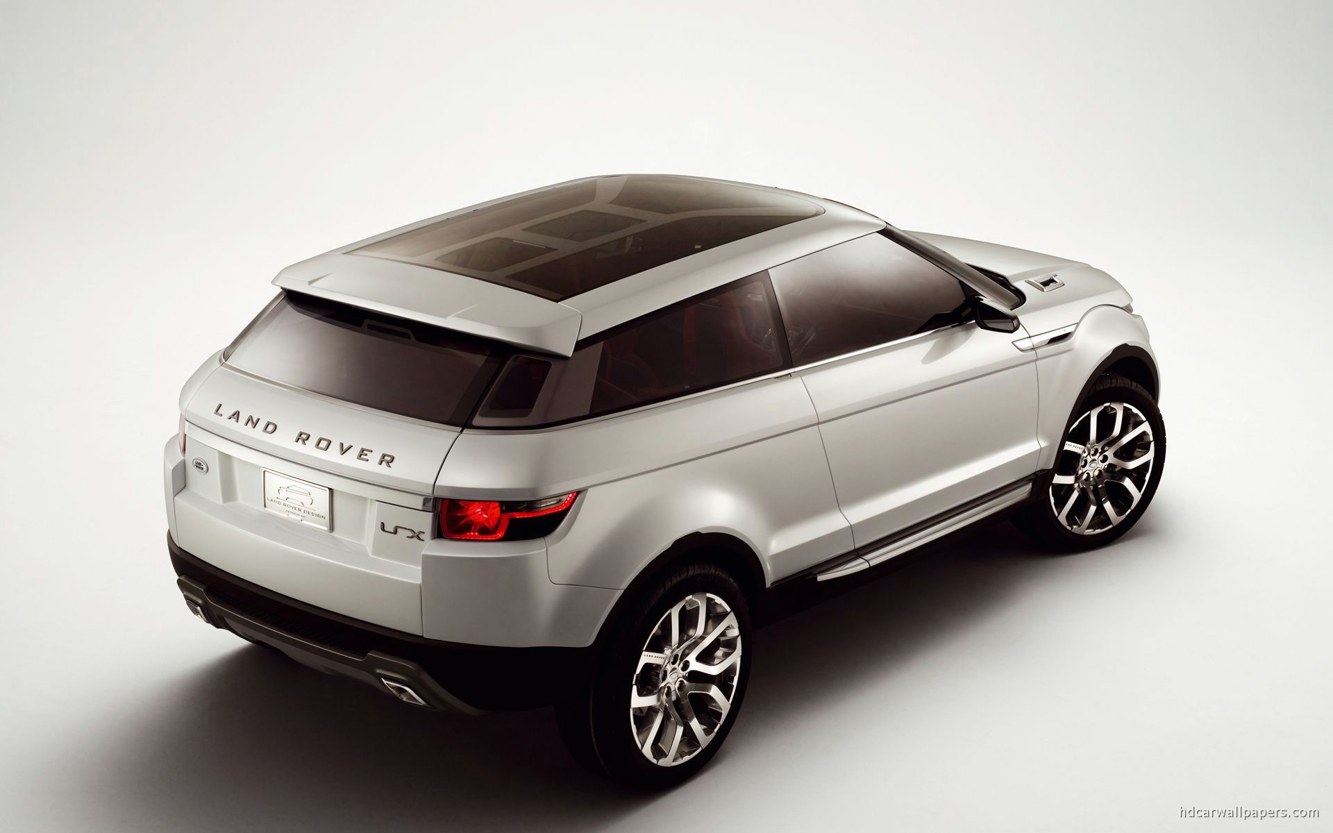 Land rover lrx