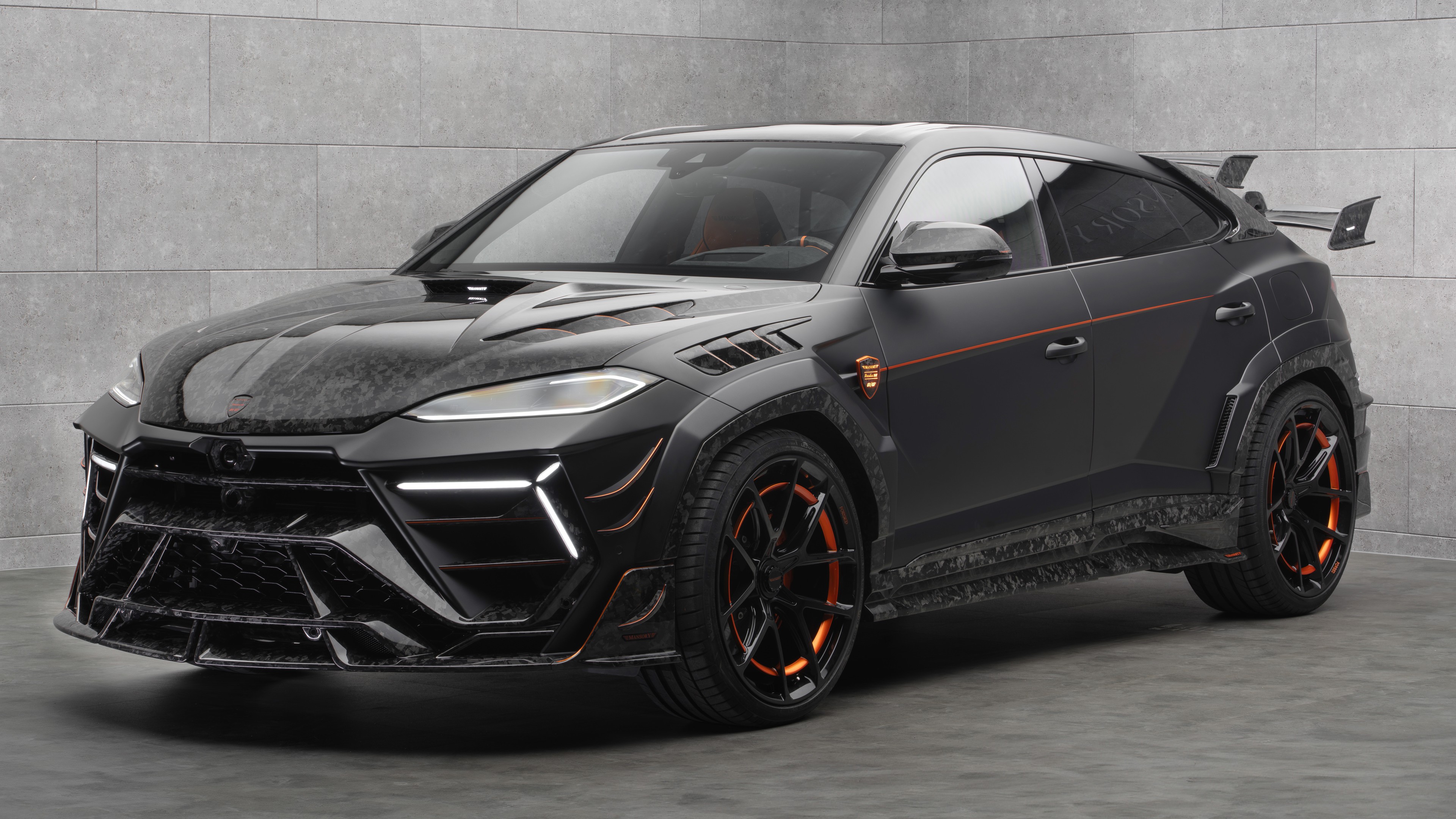 Mansory Venatus Lamborghini Urus SE 2025 8K Wallpaper HD Car 