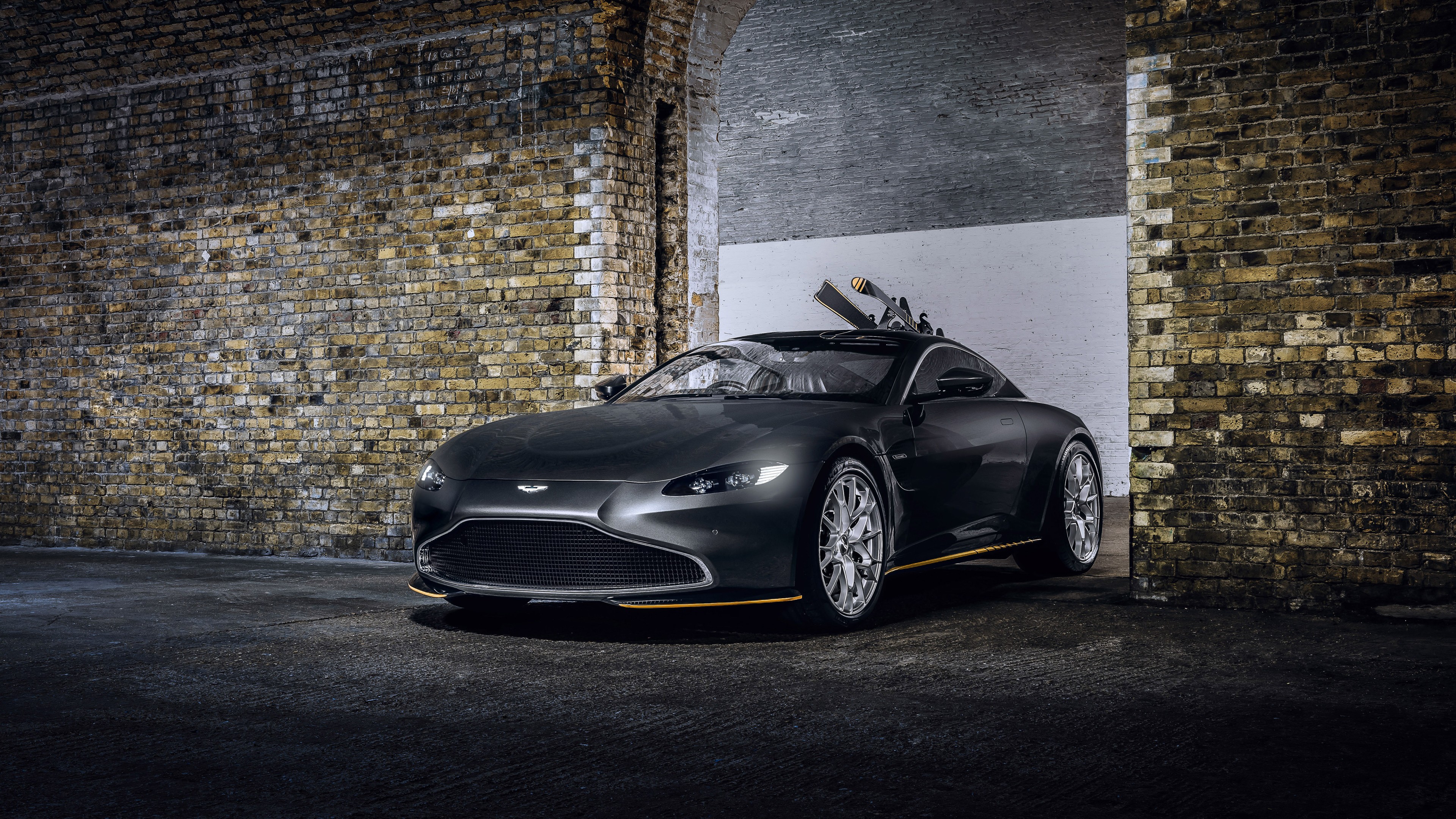 Q By Aston Martin Vantage 007 Edition 5k Wallpaper Hd Car Wallpapers Id