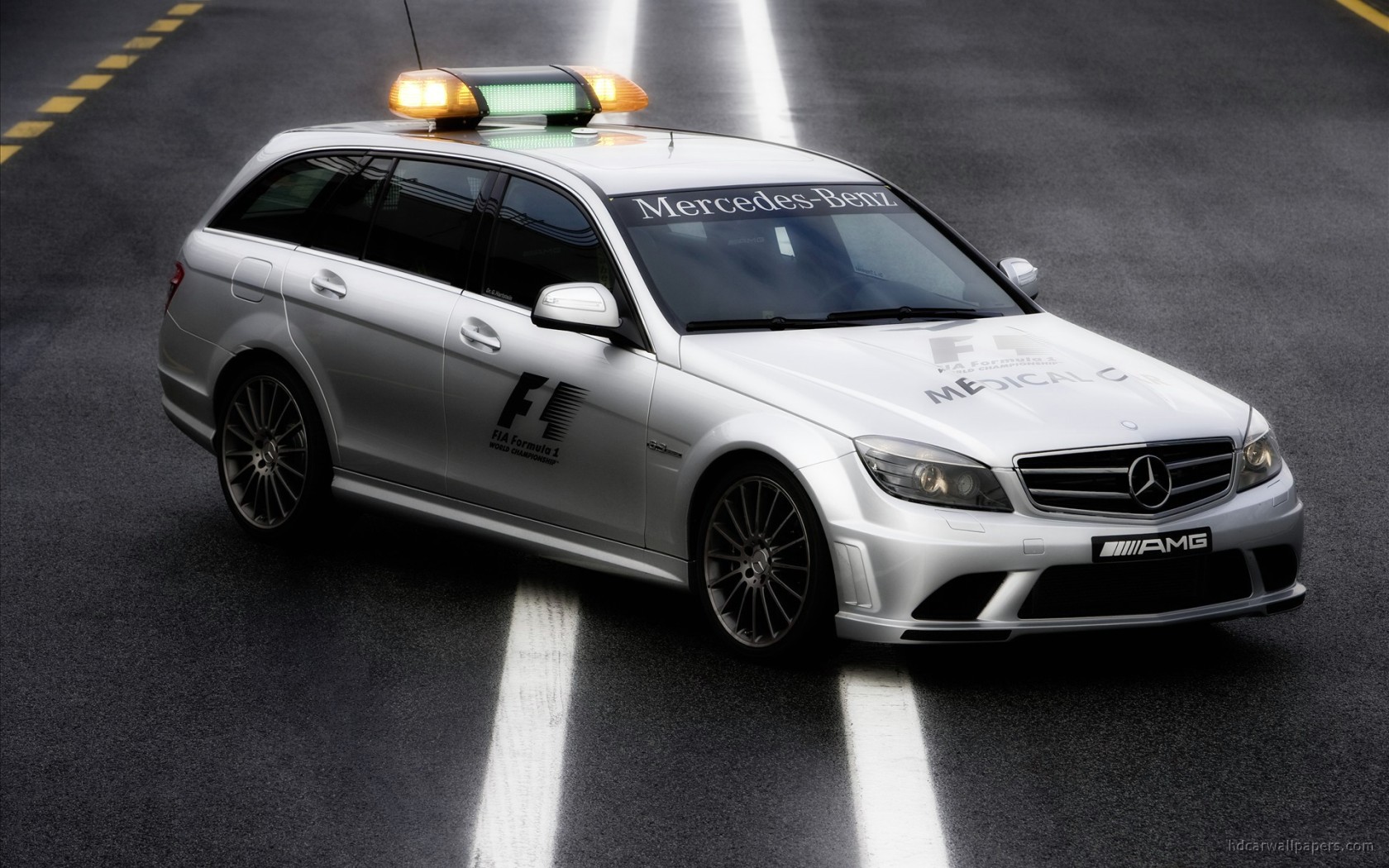 2009 Mercedes Benz F1 Medical Car