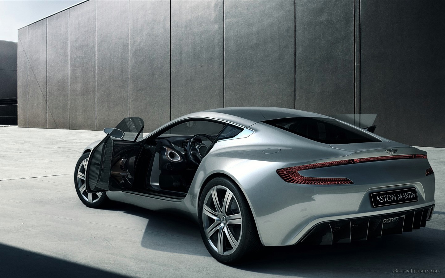 2010 Aston Martin One 77