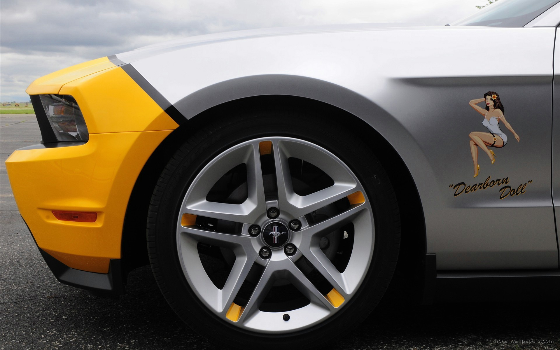 2010 Ford Mustang AV X10 2