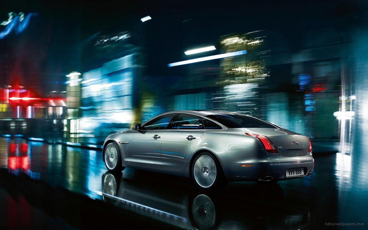 2010 Jaguar XJ 2