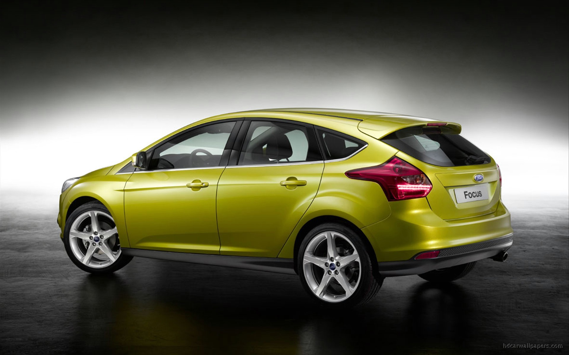 2011 Ford Focus Estate 2
