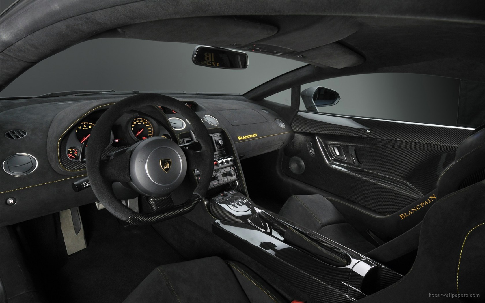 2011 Lamborghini Gallardo LP570 4 Interiro