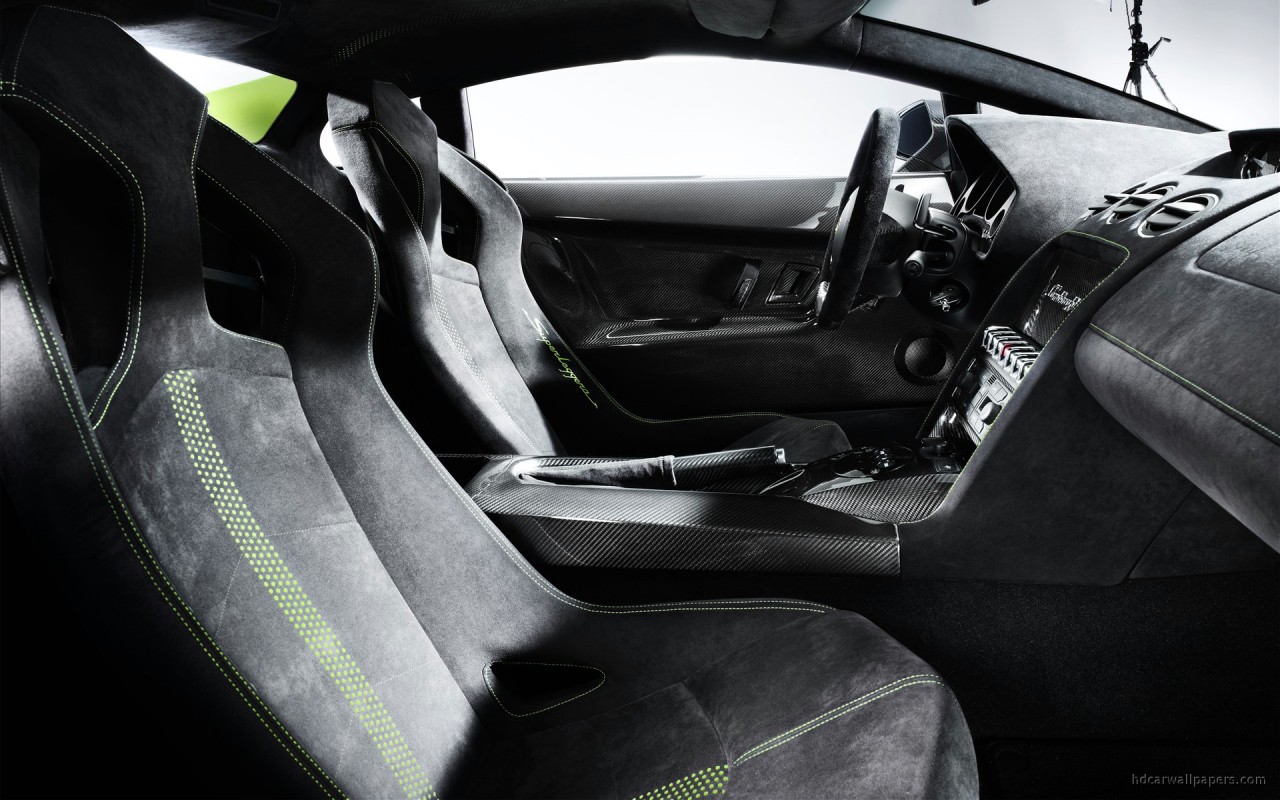 2011 Lamborghini Gallardo LP 570 4 Superleggera Interior 2