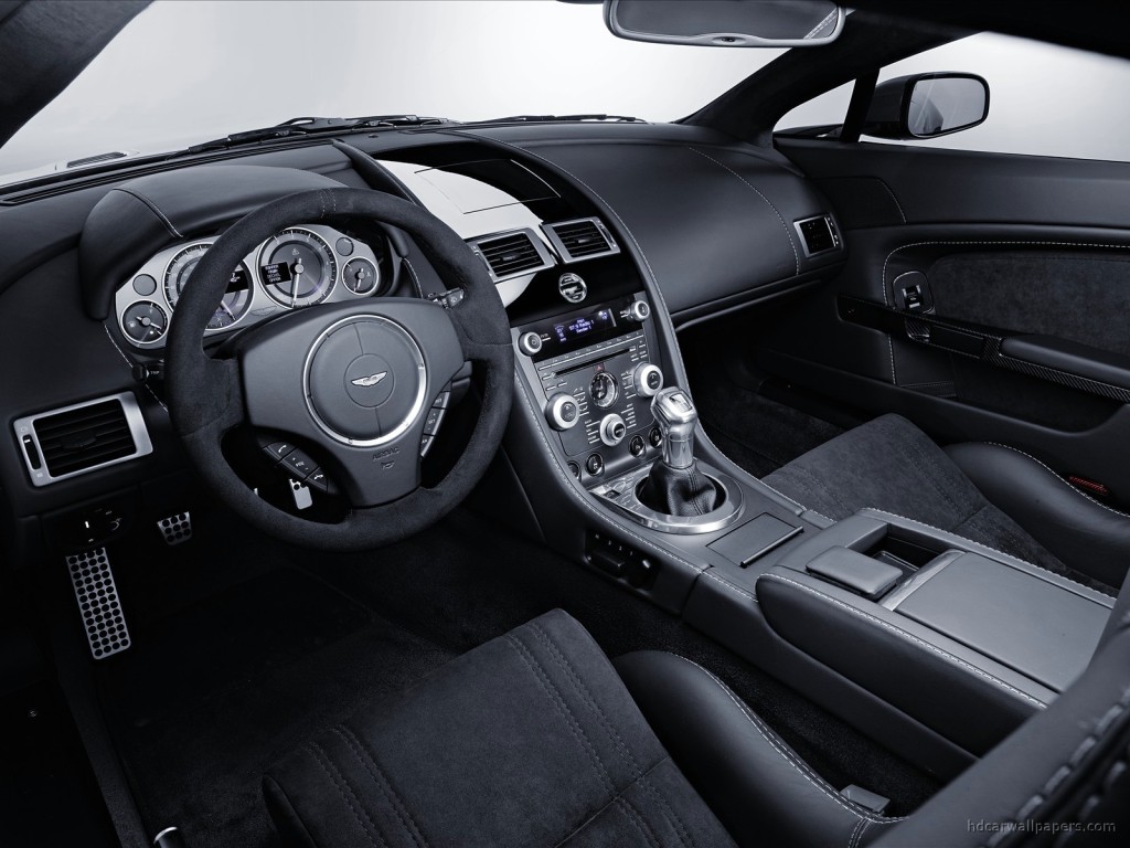 Aston Martin V12 Vantage Interior