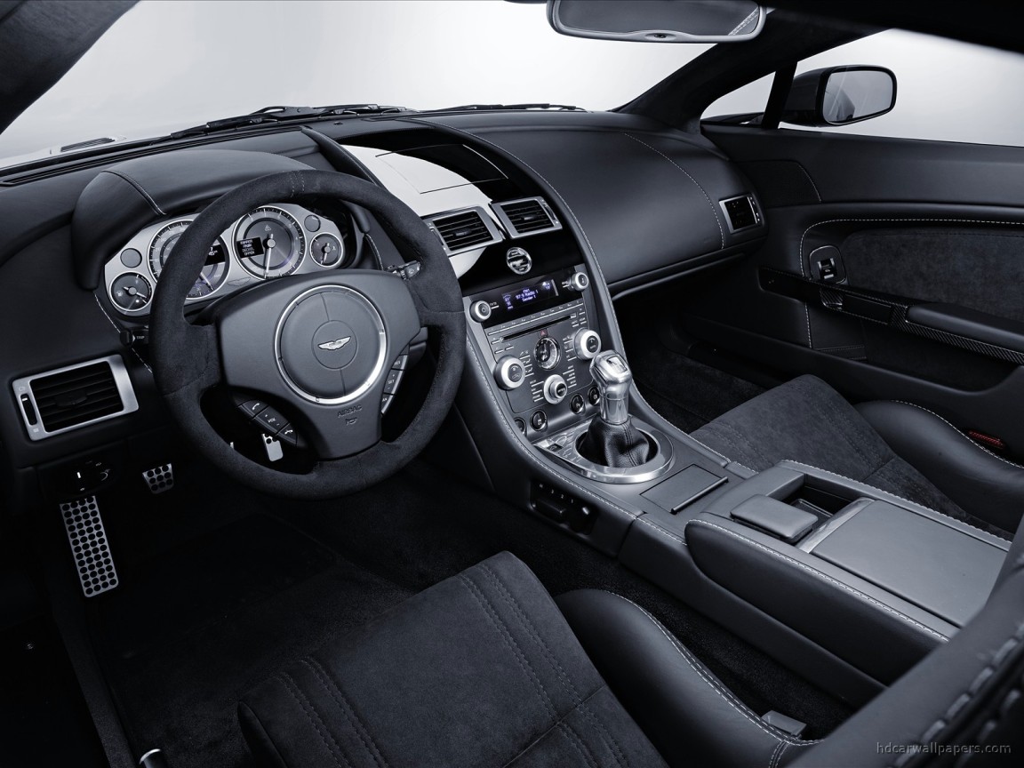 Aston Martin V12 Vantage Interior