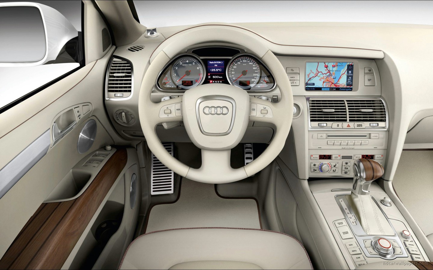 Audi Q7 Coastline Interior