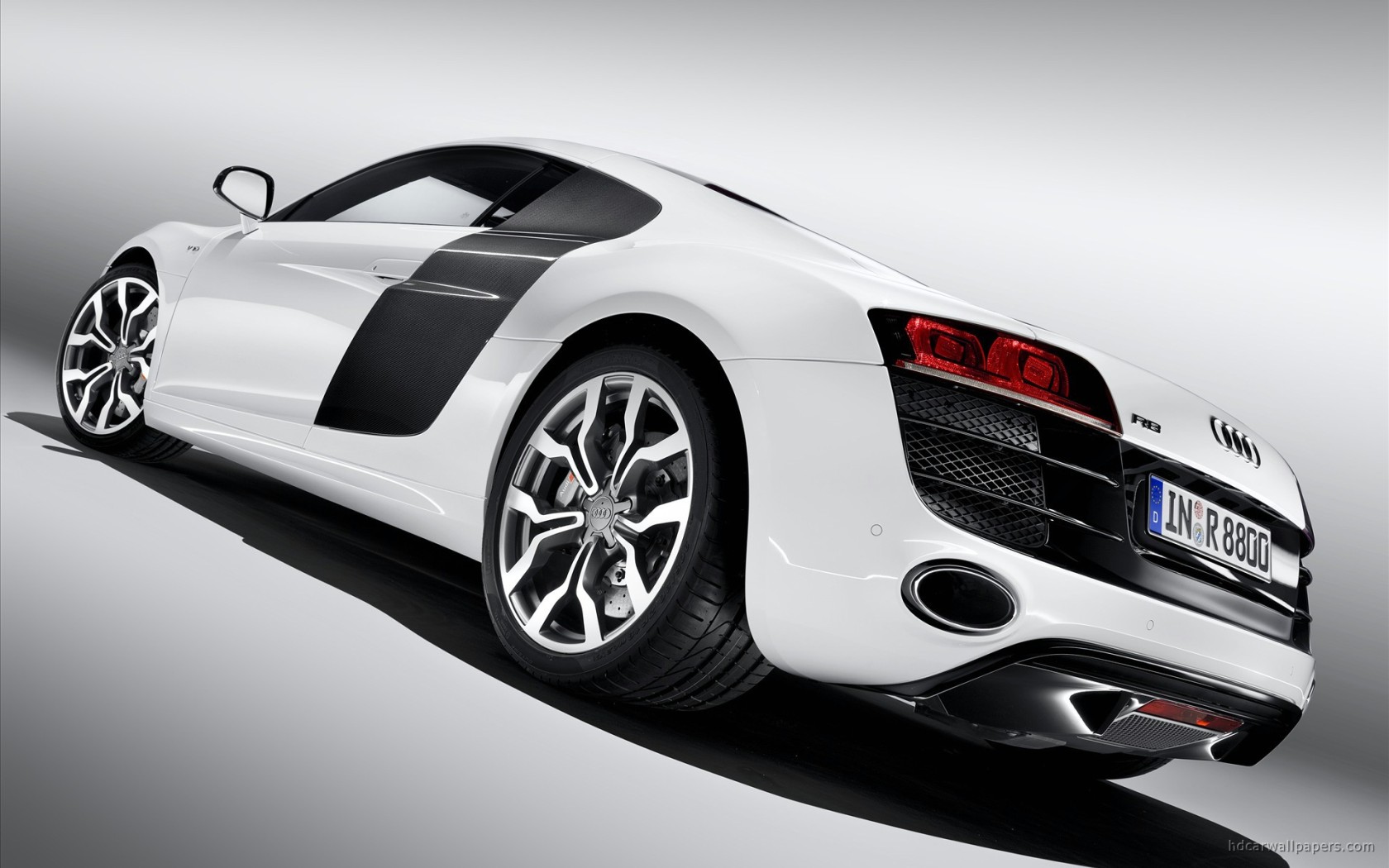 Audi R8 v10 5
