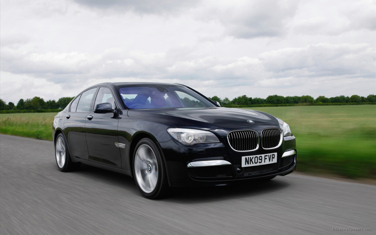 BMW 740D 2010 Interior 2
