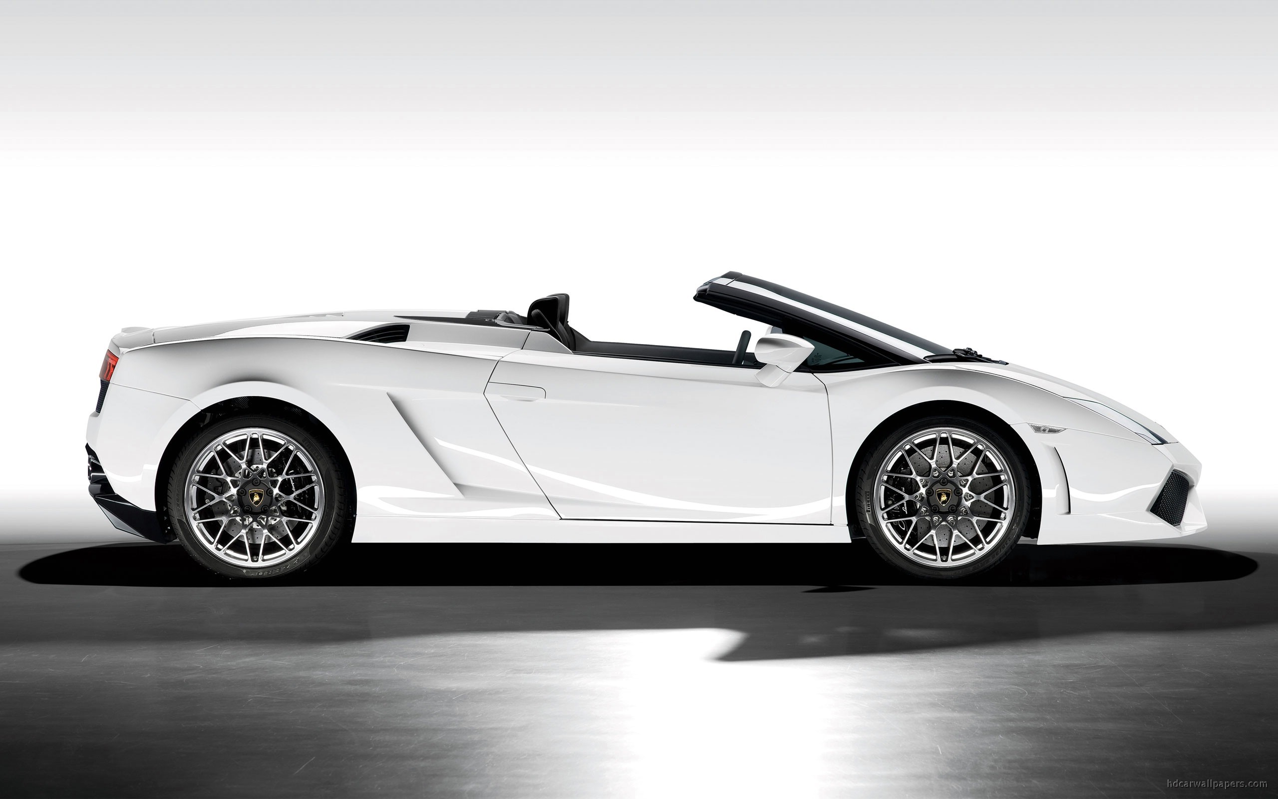 Lamborghini Gallardo LP 560 4 Spyder 2