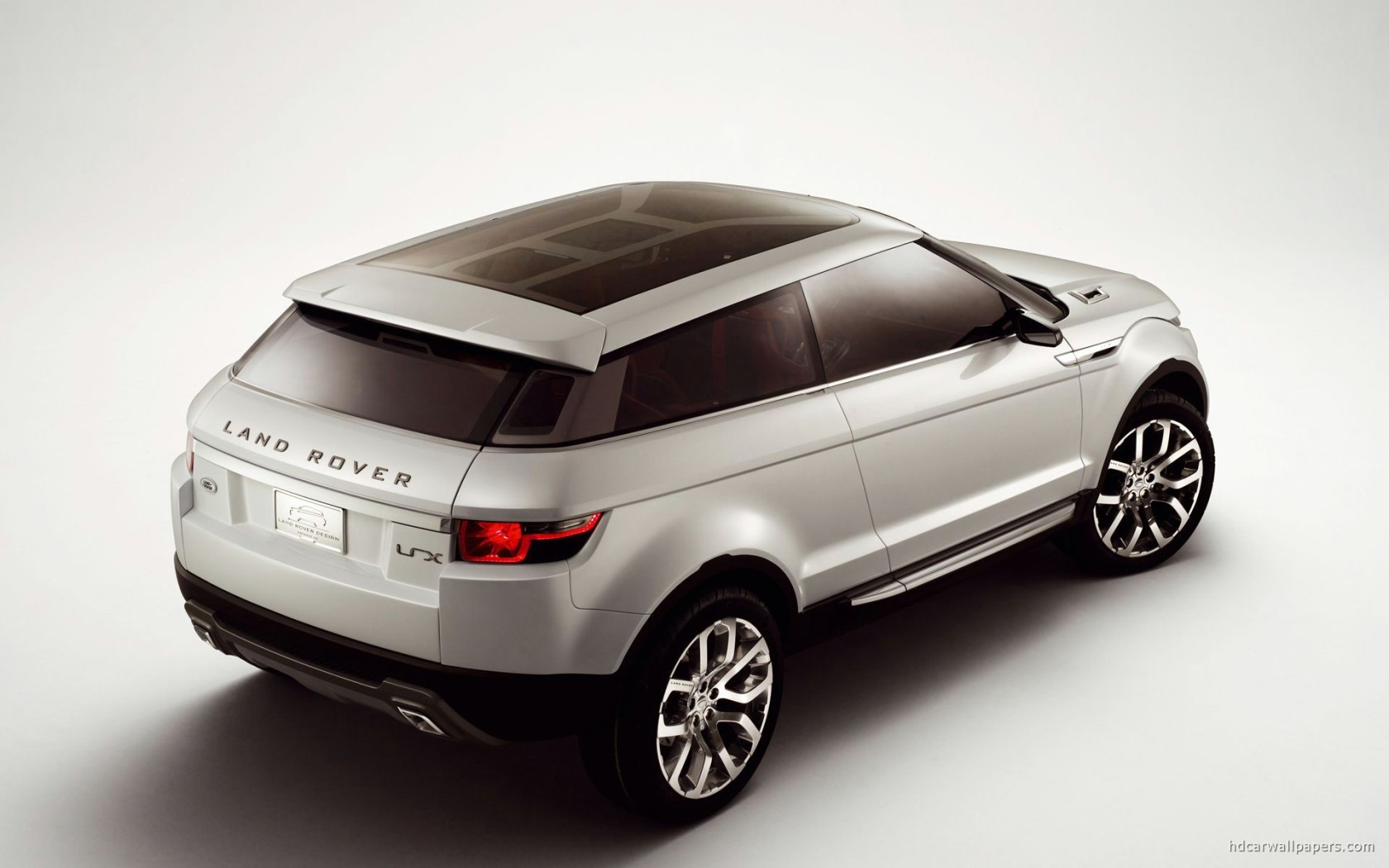 Land Rover LRX Concept 5