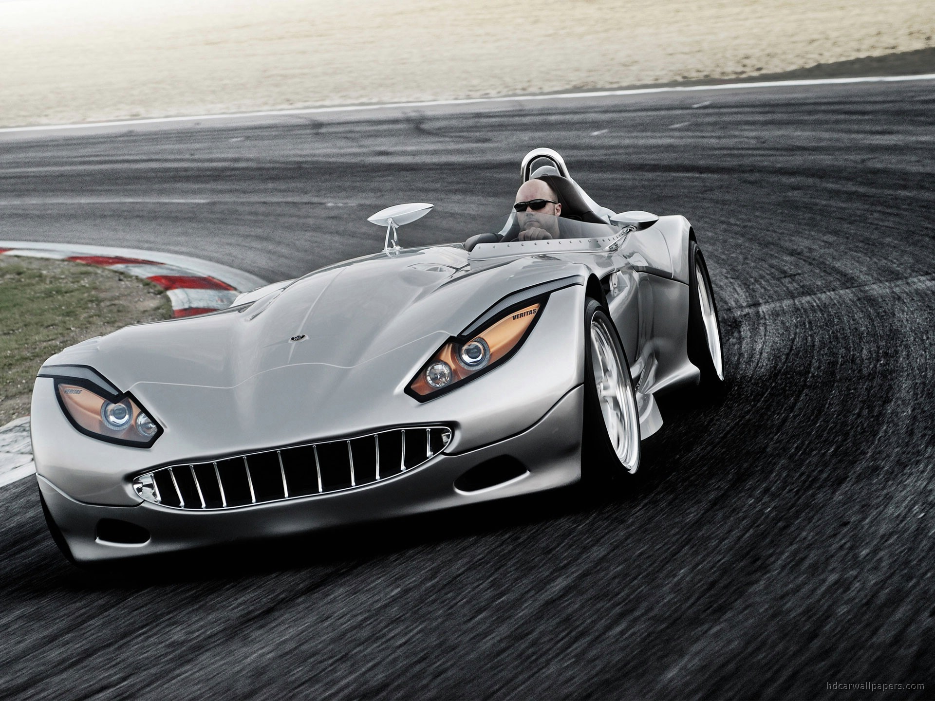 Vermot Veritas RS iii On Road