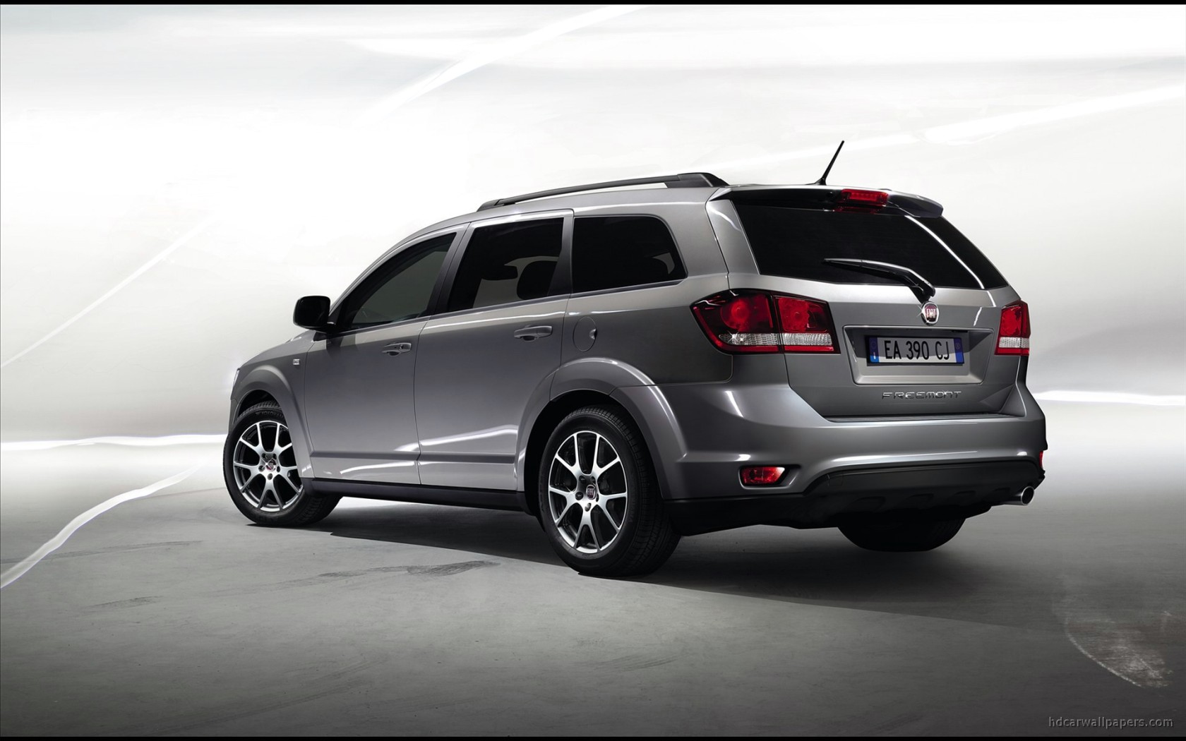 2011 Fiat Freemont 2