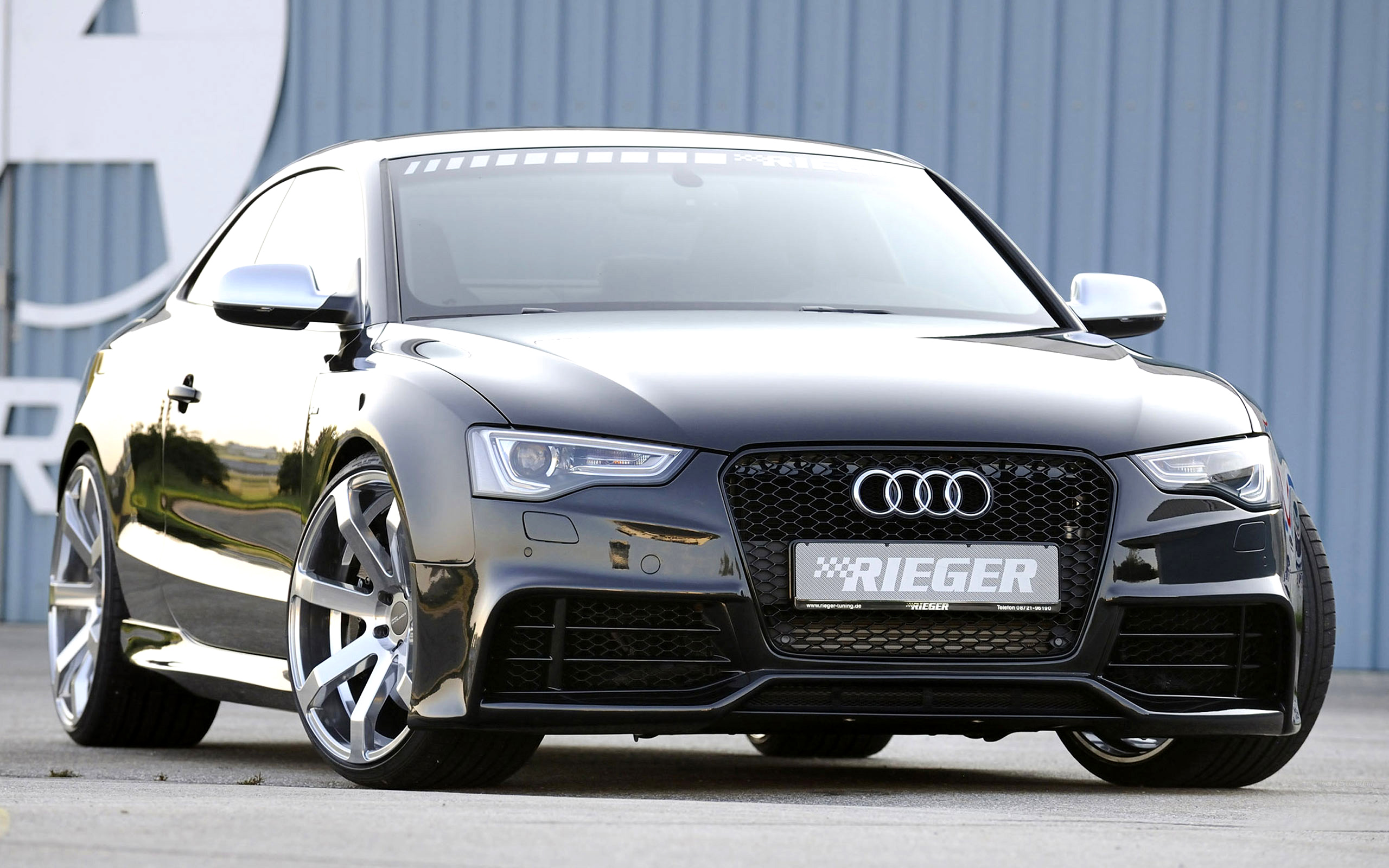 new-audi-a5-sportback-the-5dr-of-the-2dr-of-the-4dr-schmoozes-in-by