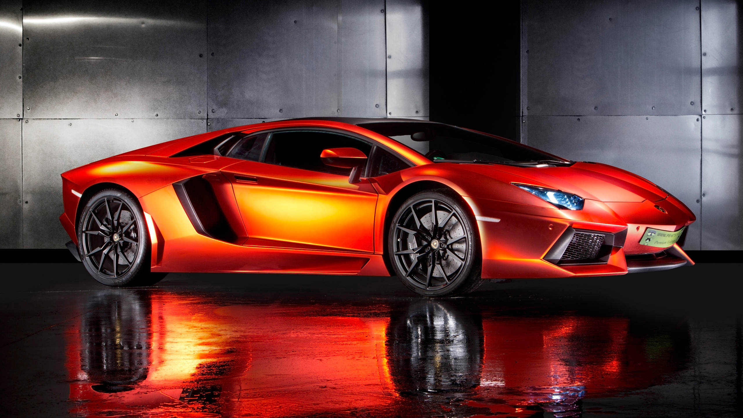 Red car