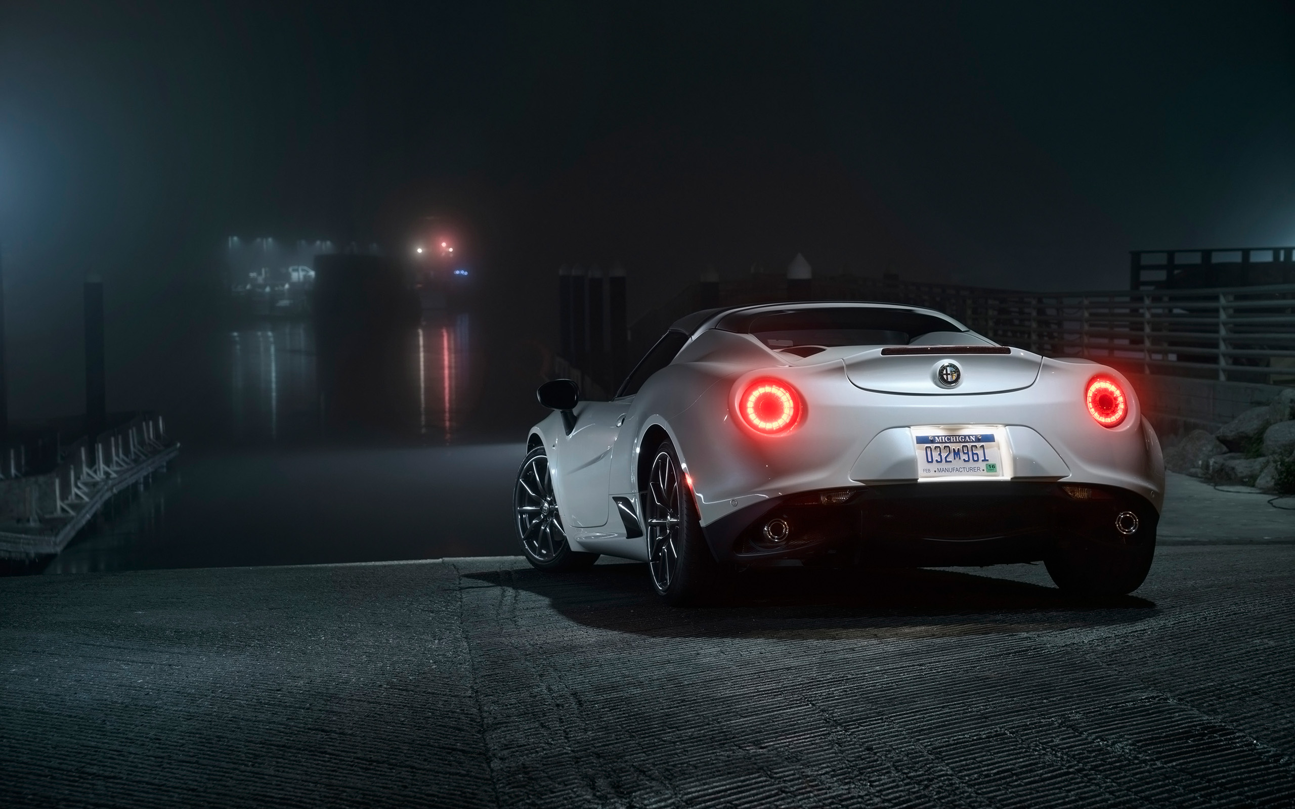 16 Alfa Romeo 4c Spider 2 Wallpaper Hd Car Wallpapers Id 6647