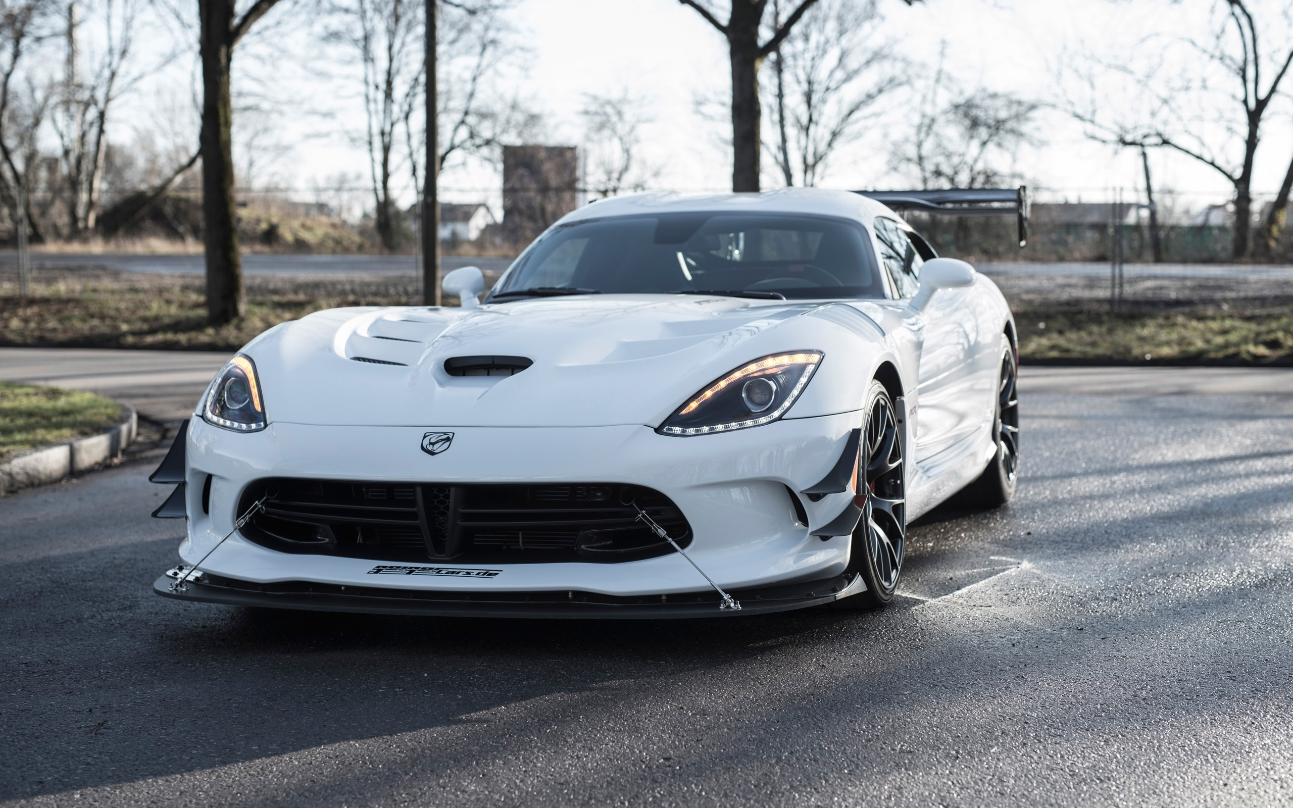 16 Dodge Viper Acr White Wallpaper Hd Car Wallpapers Id 6155