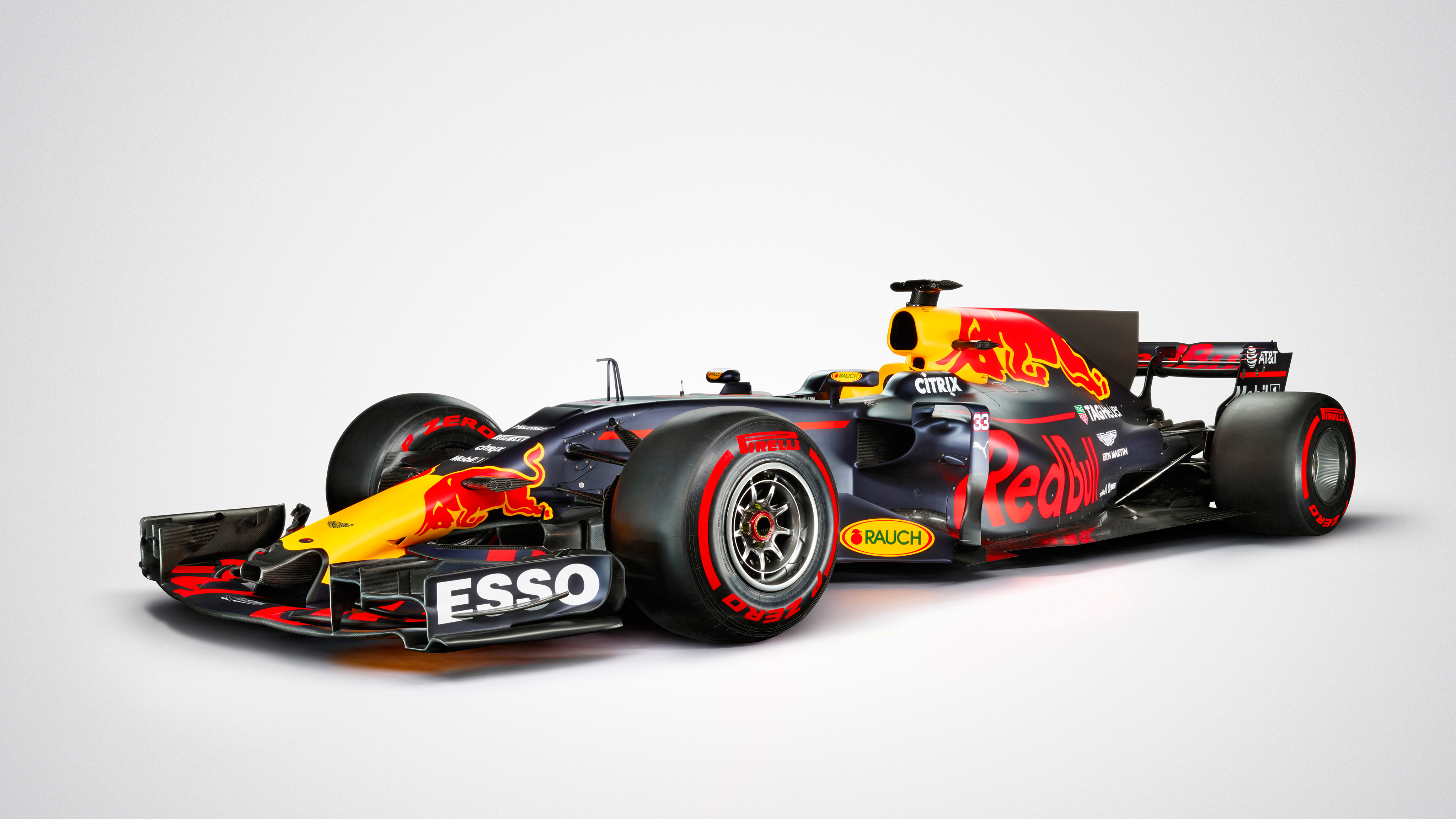 F1 2017 mostra realismo incrível nos carros da RBR e Ferrari