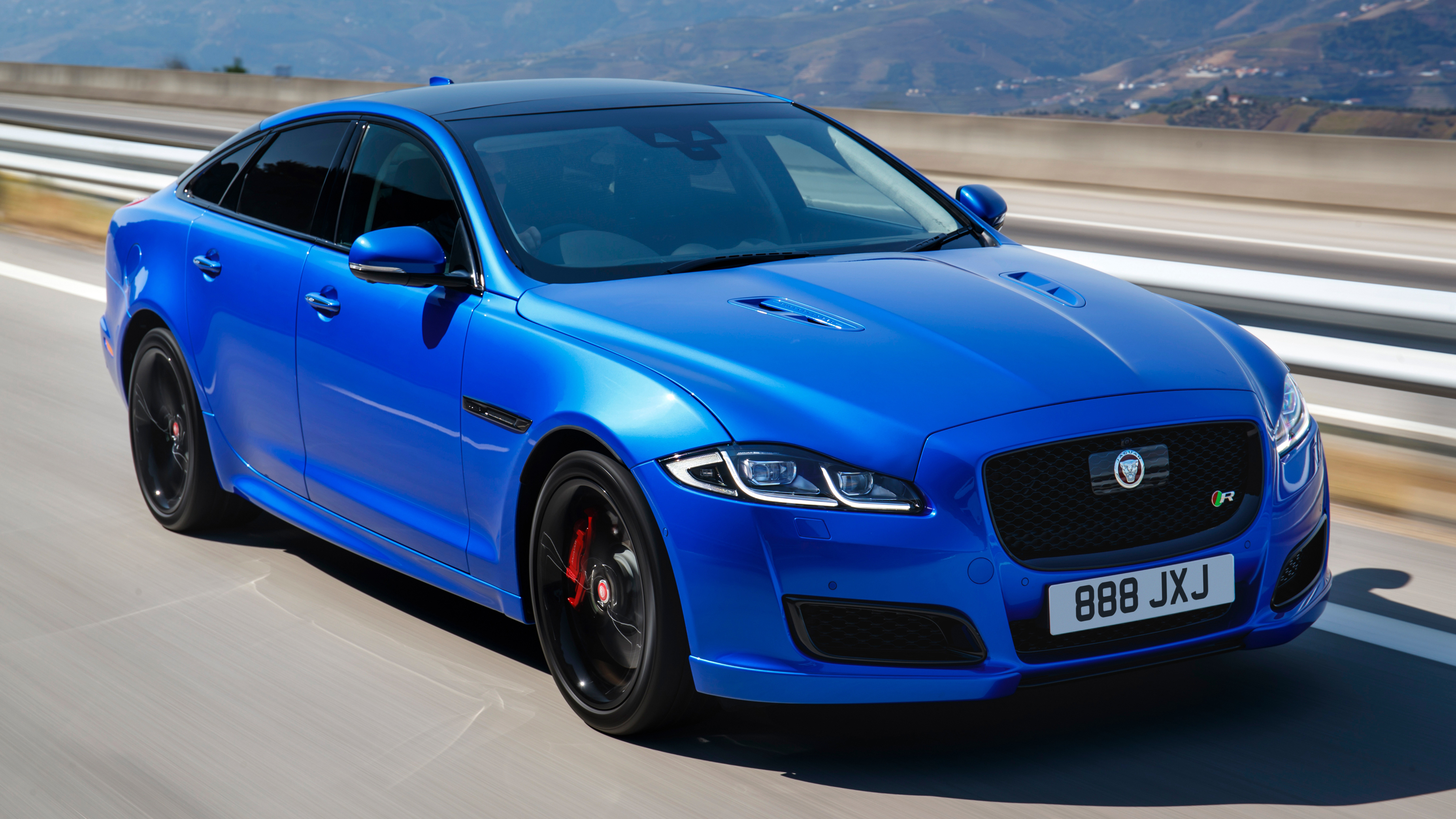 2018 Jaguar XJR575