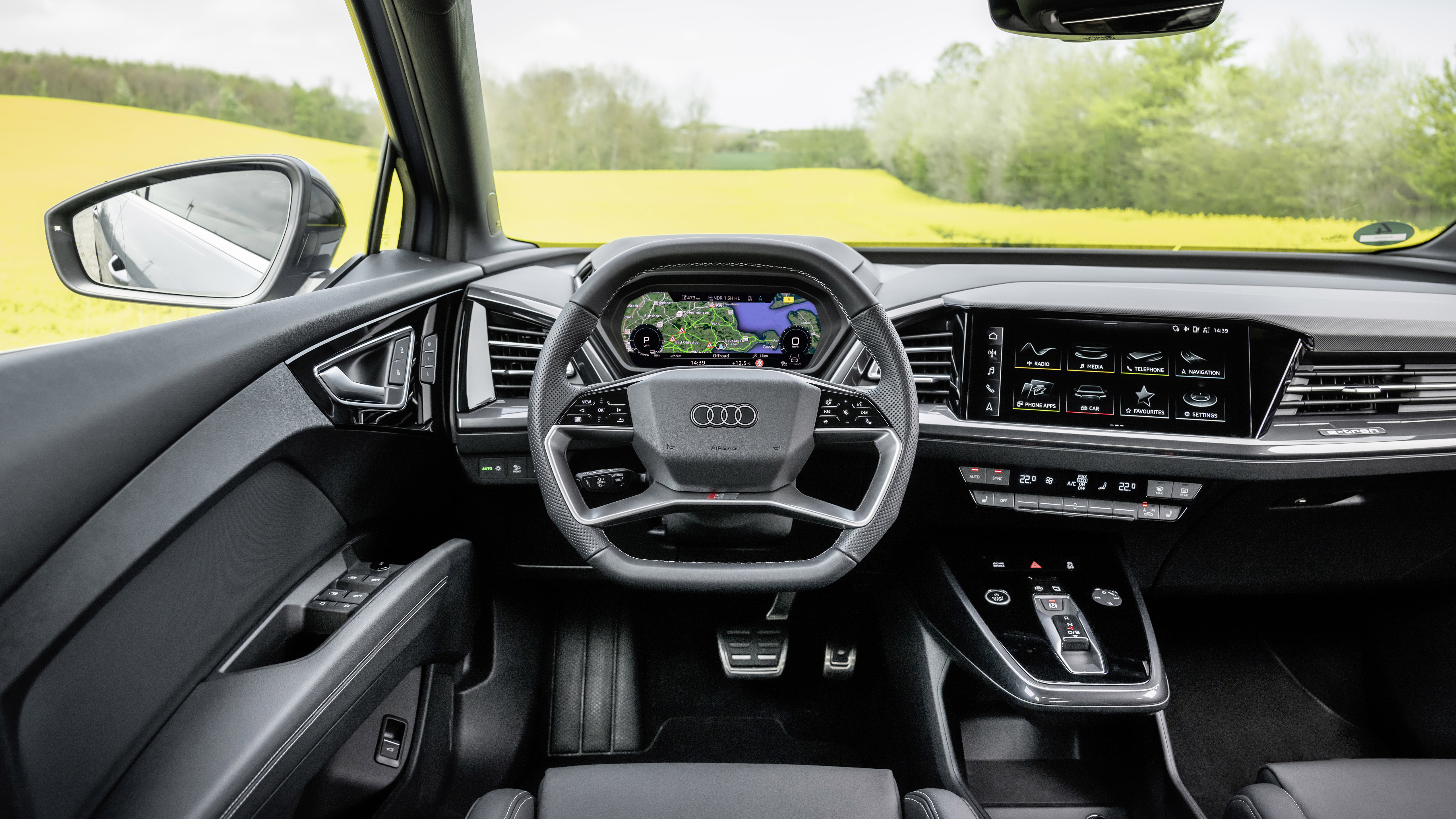 Audi q4 top s line