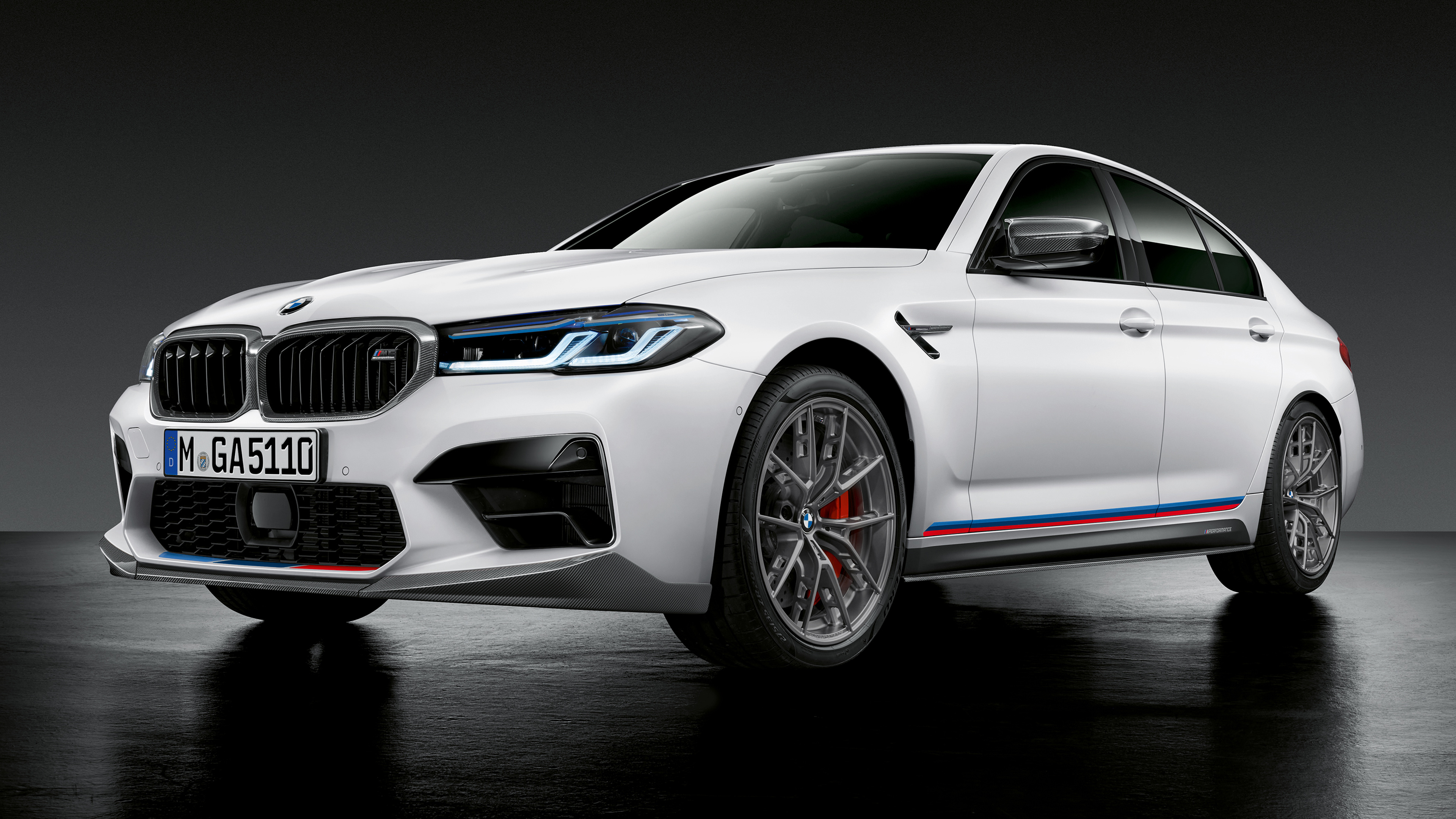 Новый бмв м5 2021 цена. BMW m5 f90 Competition m Performance. BMW m5 Competition 2021. BMW m5 f90 2021. BMW m5 Competition LCI.