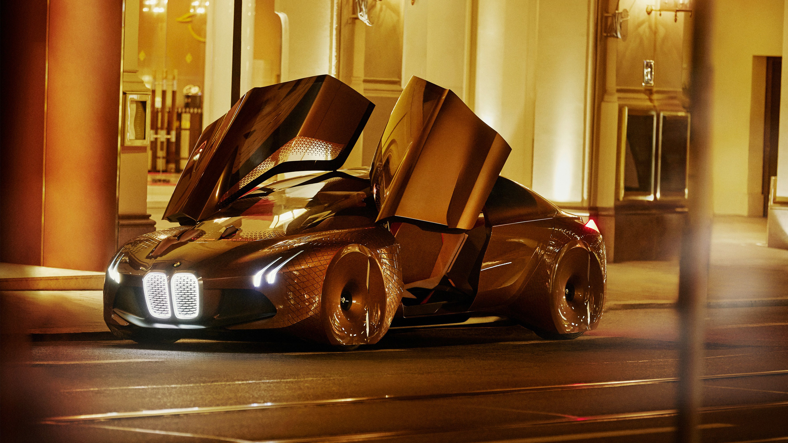 BMW explains the ideas behind its Vision Next 100 concept: Video