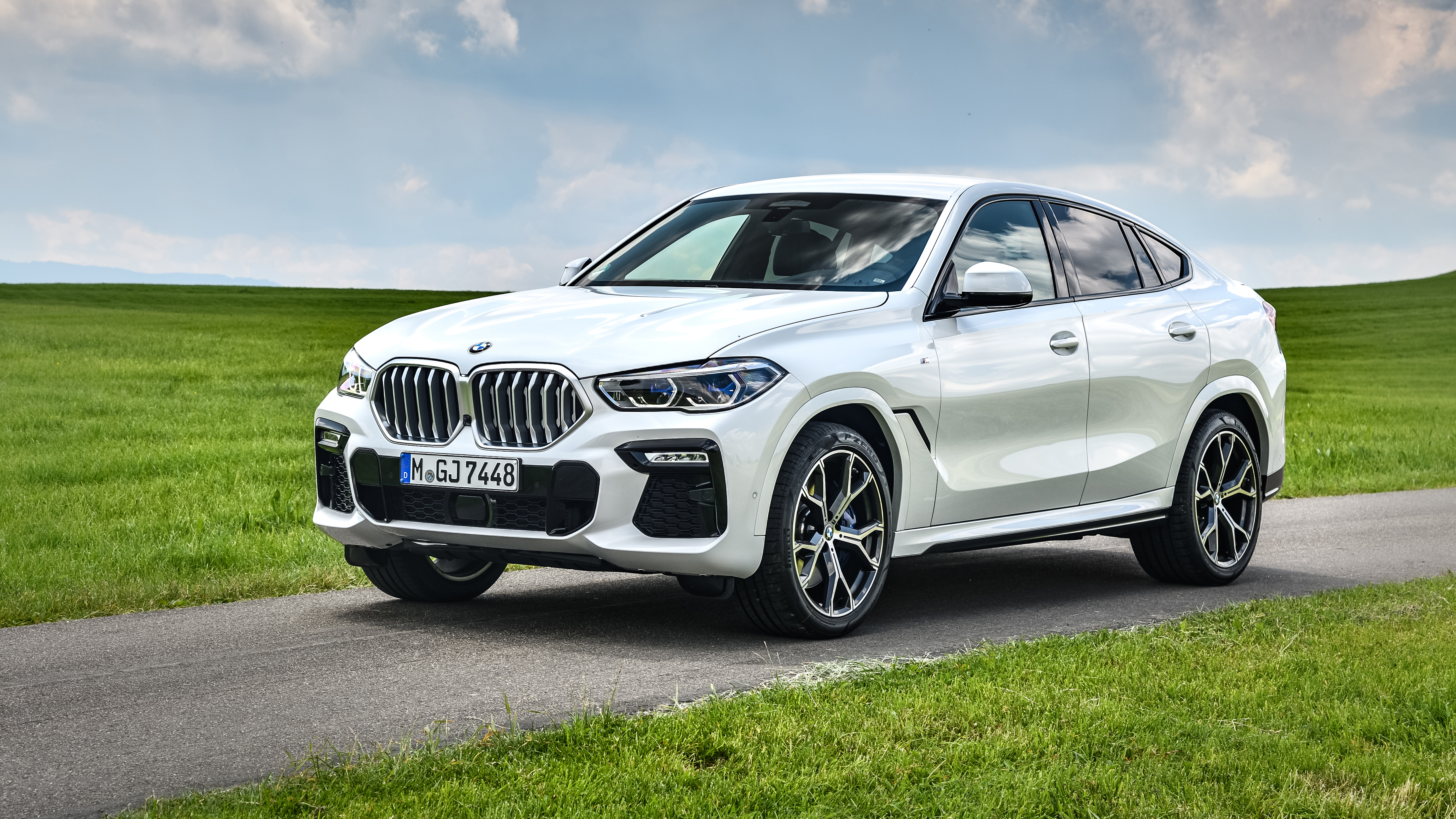 BMW X6 xDrive30d M Sport 5K 2 Wallpaper HD Car