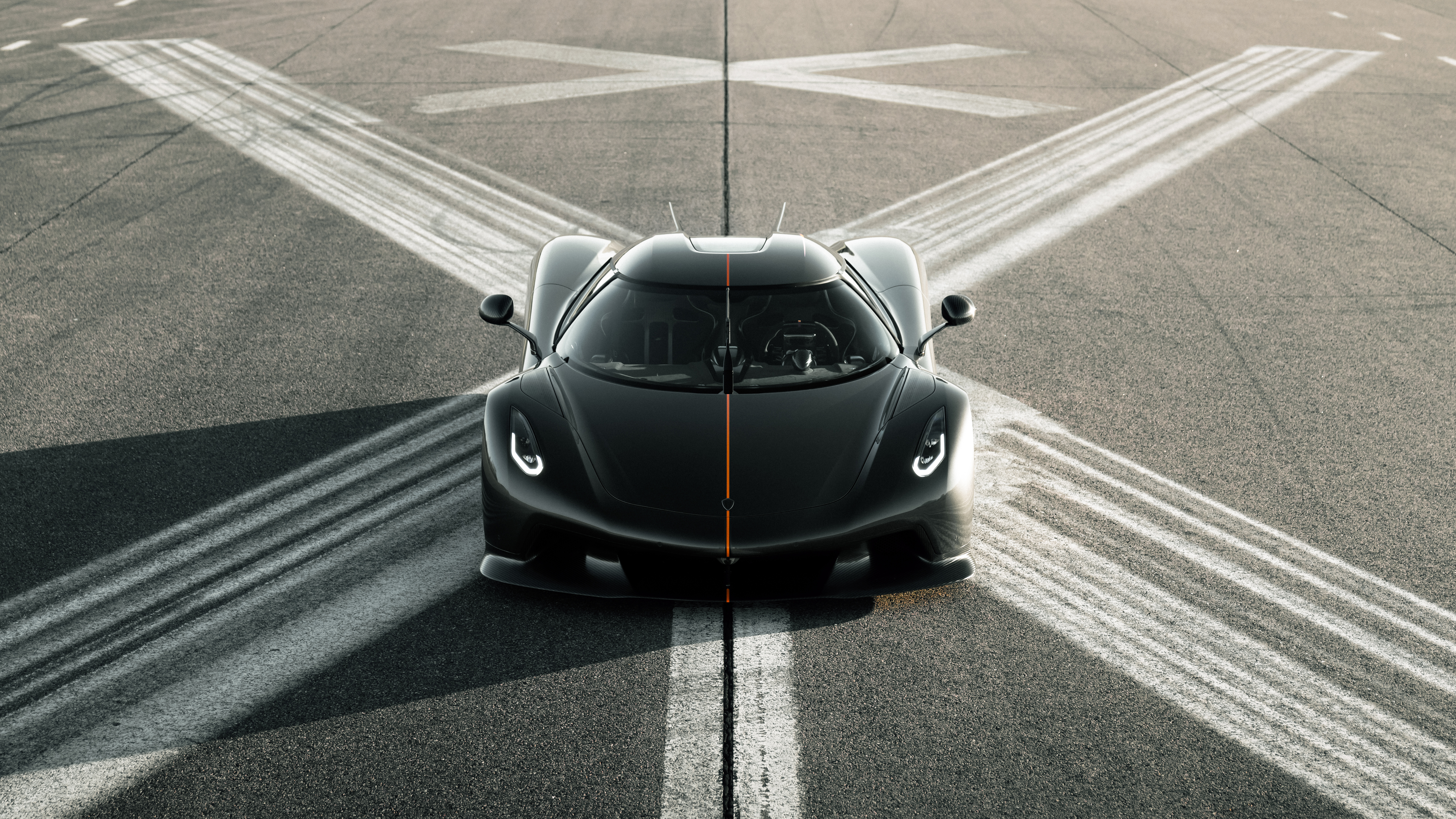 Download wallpaper: Koenigsegg Jesko Absolut 1366x768