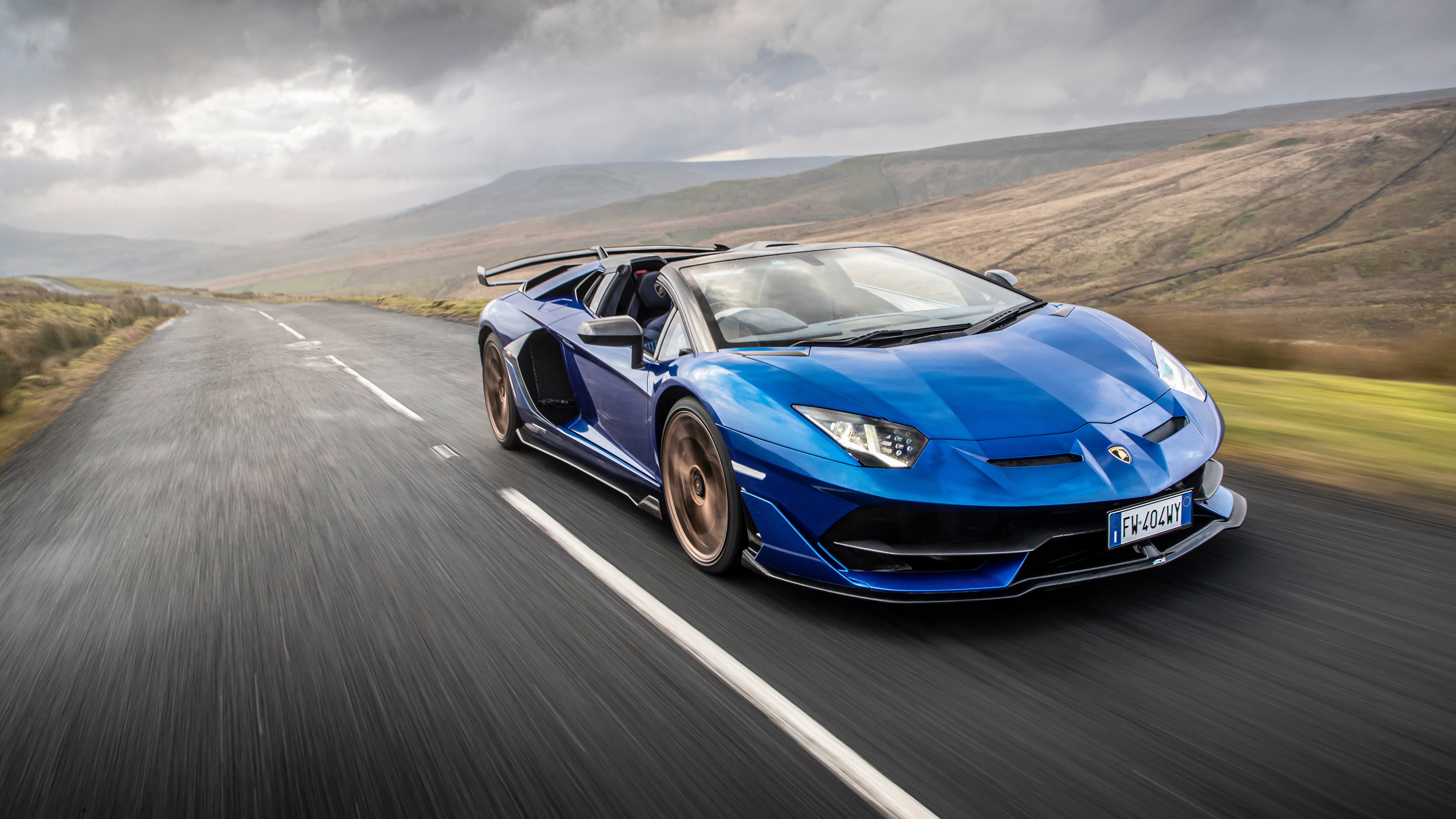 Lamborghini Aventador Svj Roadster 5k 2 Wallpaper Hd Car Wallpapers