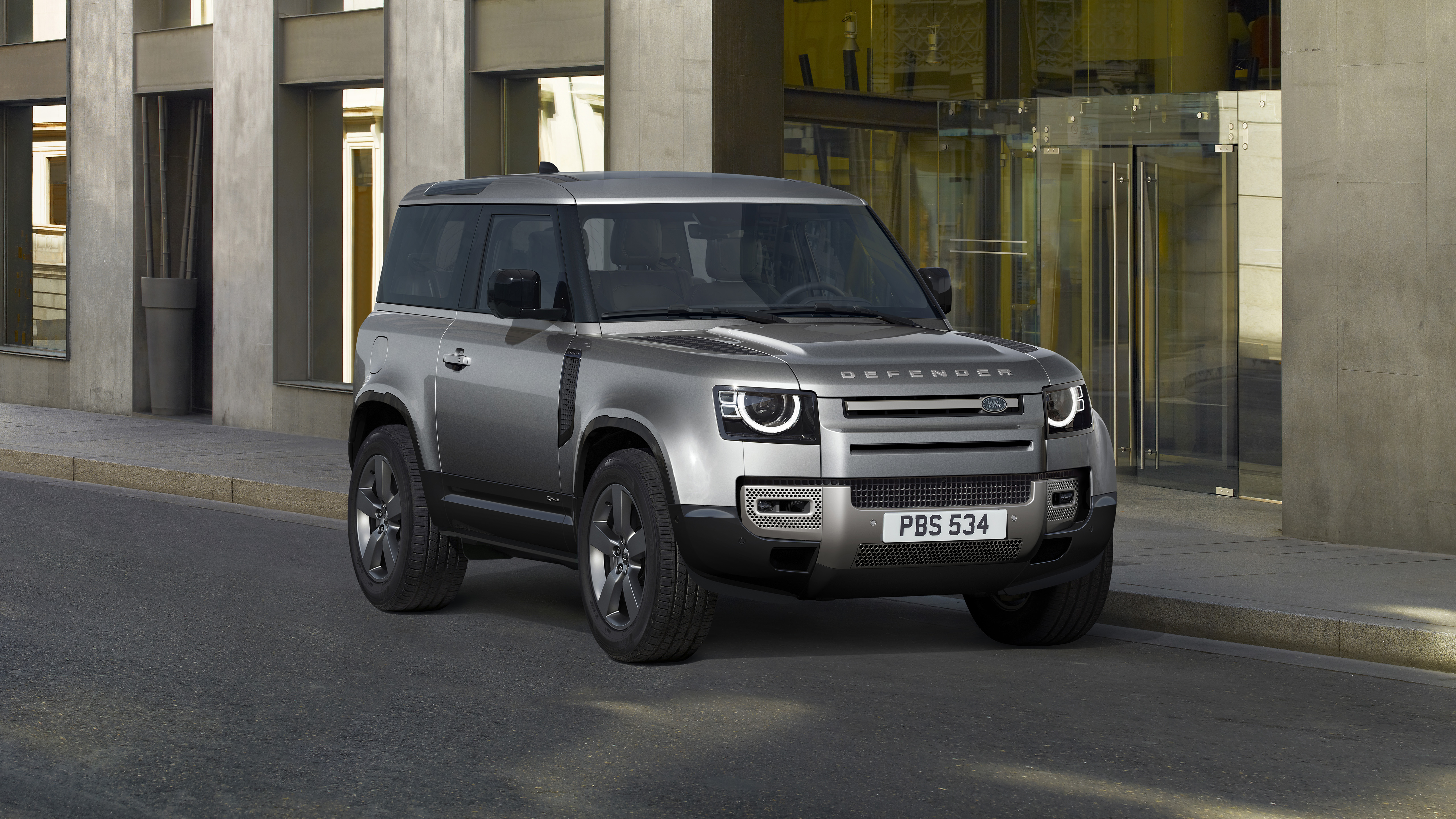 Defender 2021. Новый Land Rover Defender 2021. Рендж Ровер Дефендер 2022. Новый ленд Ровер Дефендер 90. Ленд Ровер Defender 2021.