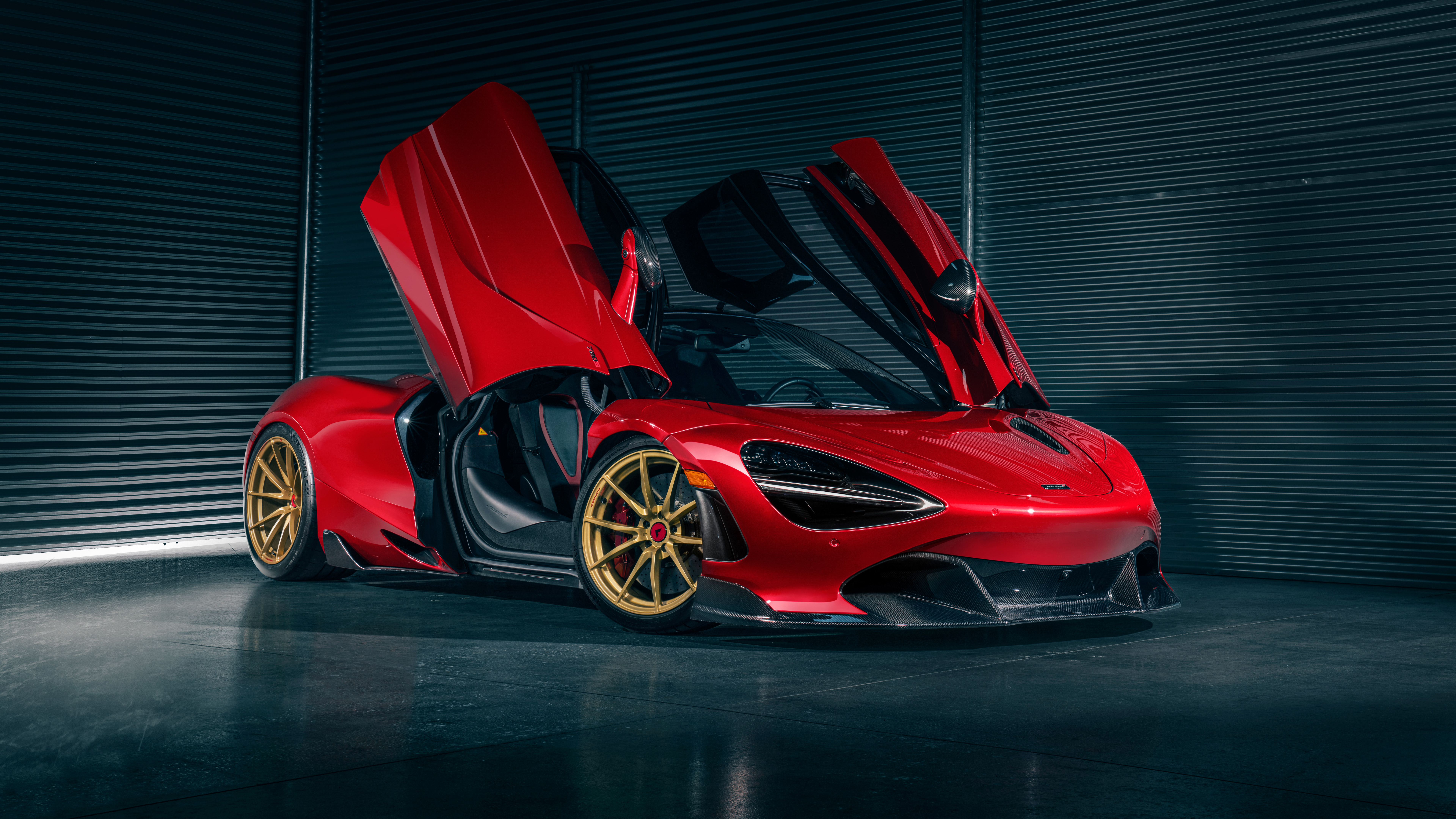 McLaren 720S: Bạn là fan cuồng của đua xe? Hãy xem hình ảnh về McLaren 720S siêu tốc độ và đầy cá tính này. Nhìn chuẩn từng đường nét thiết kế chỉ cần một cái nhìn là đủ để thấy được sự hoàn hảo. Điểm nhấn là màu sơn đầy cá tính và nội thất sang trọng, đủ sức khiến bạn thổn thức.