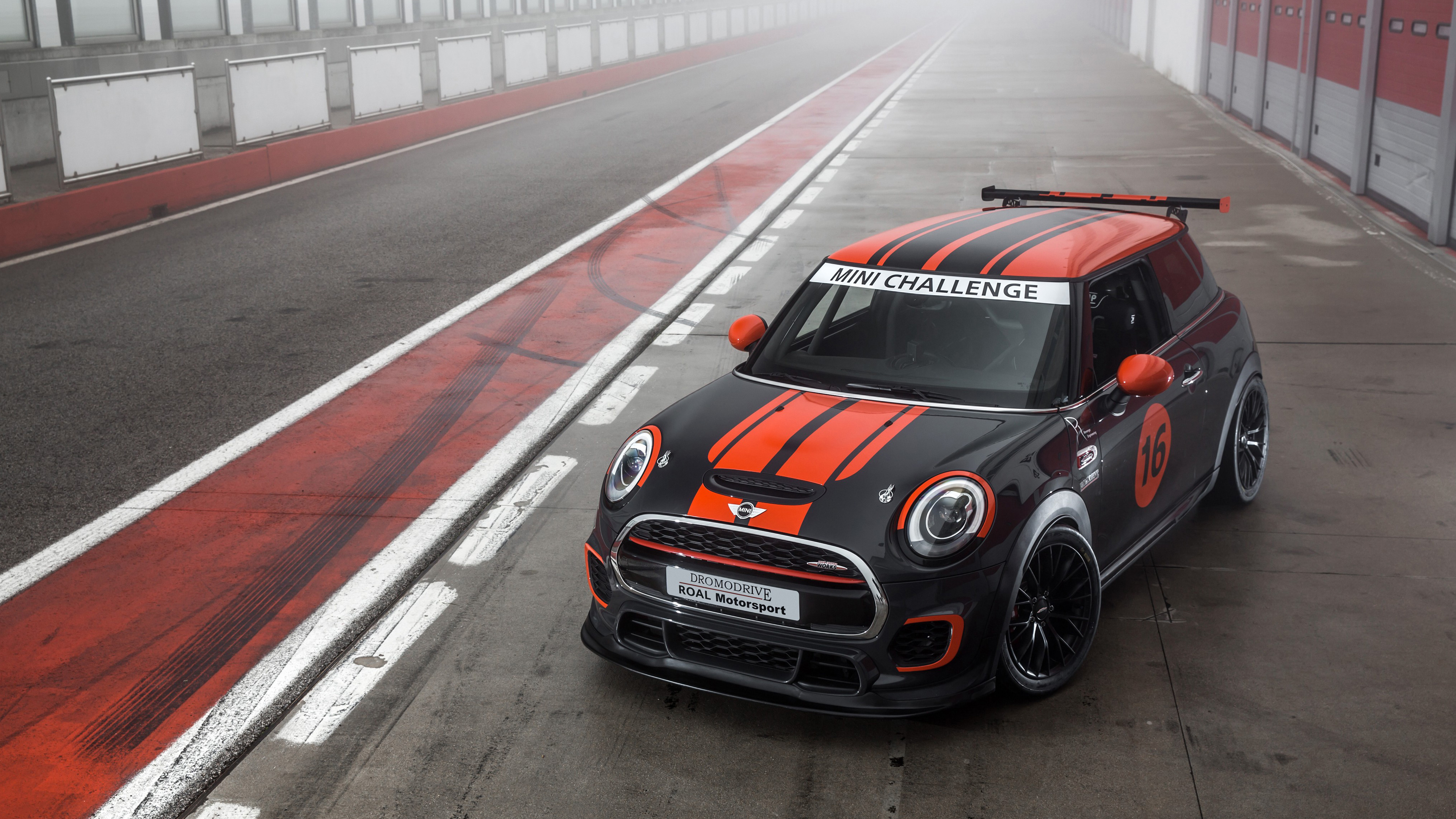 2017 Mini John Cooper Works Challenge » Arthatravel.com