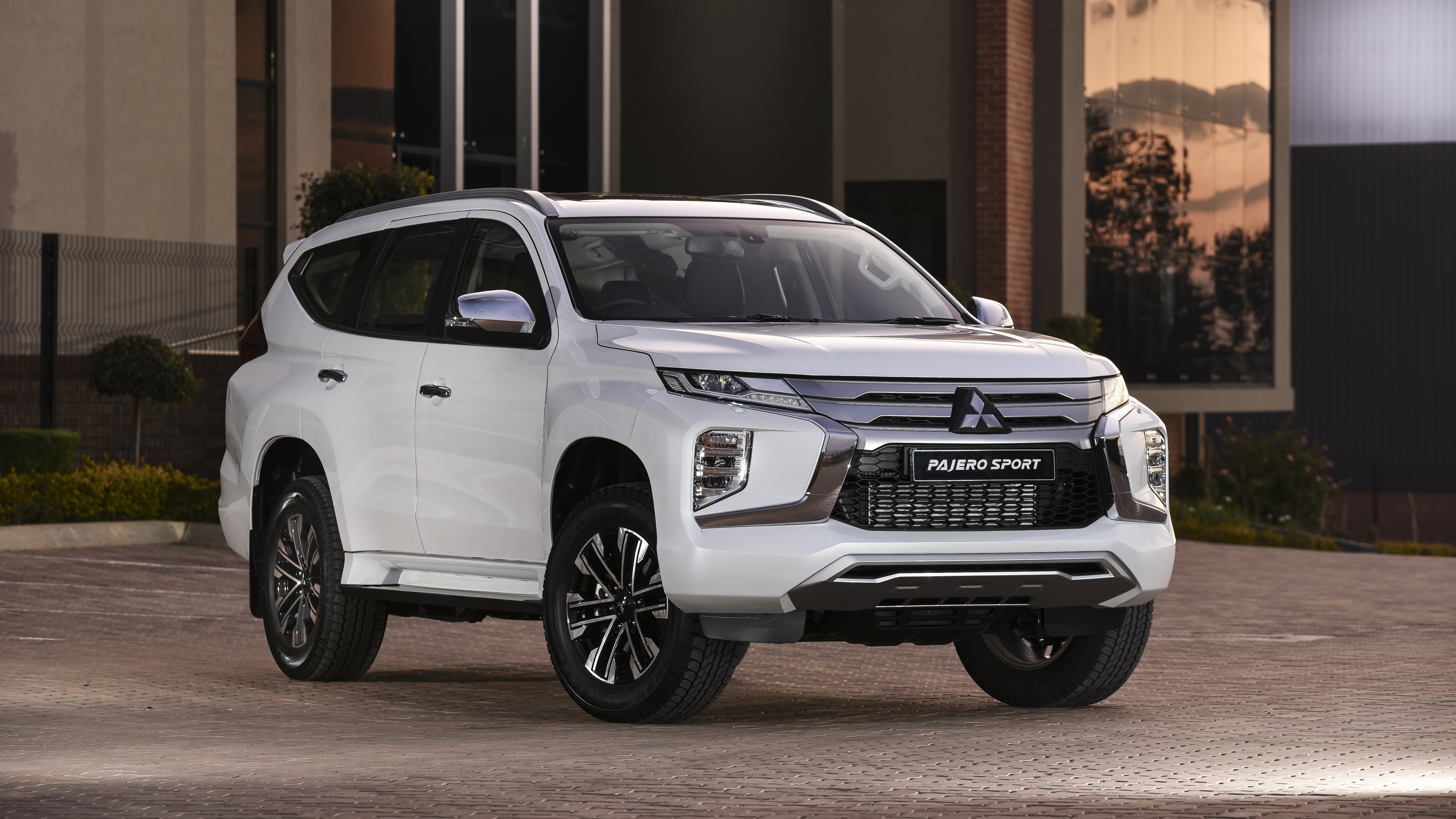 Mitsubishi Pajero Sport 2020 5K Wallpaper HD Car