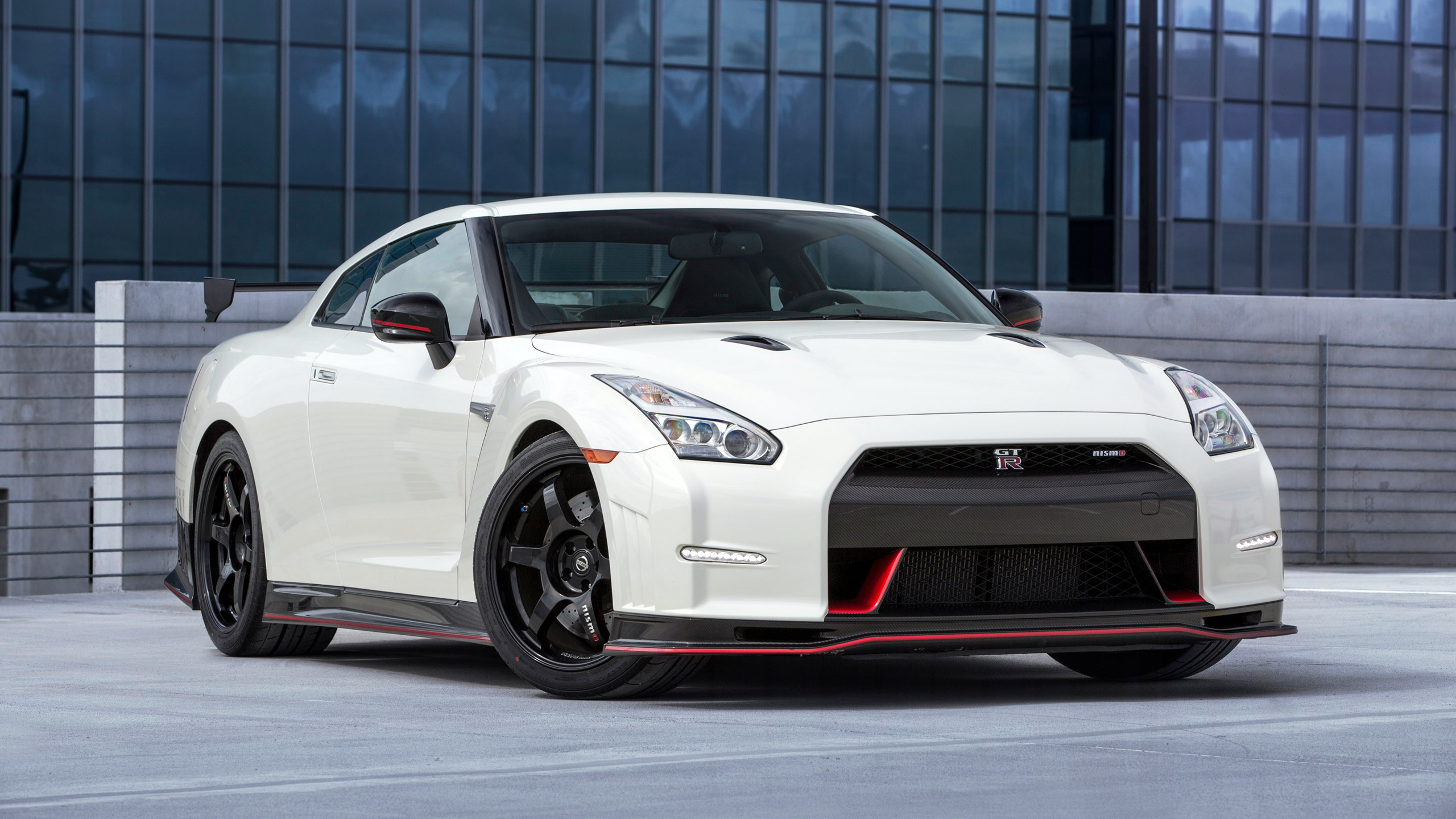 2015 Nissan GT R