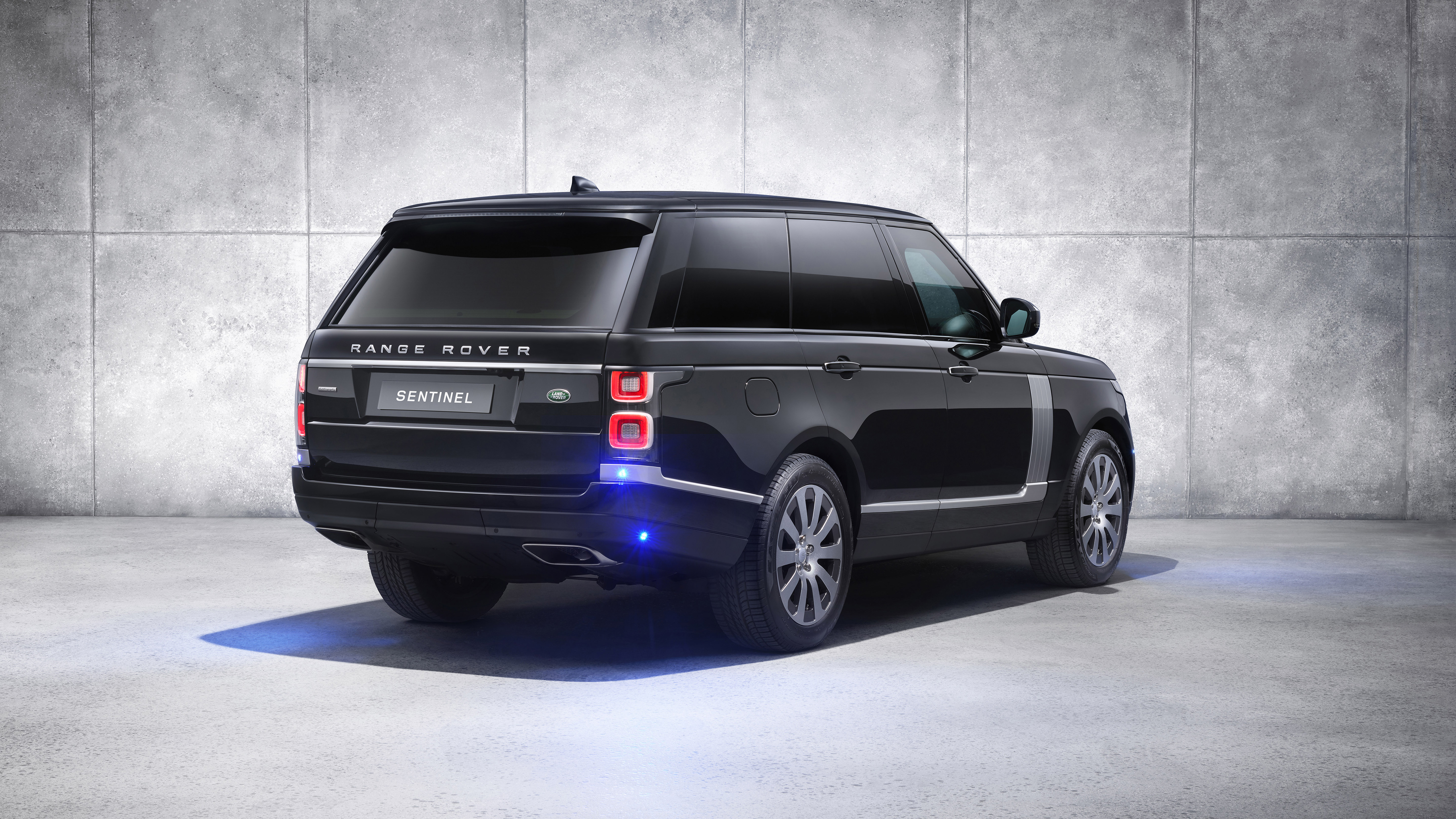 Range Rover Sentinel 2019 4K 2 Wallpaper HD Car