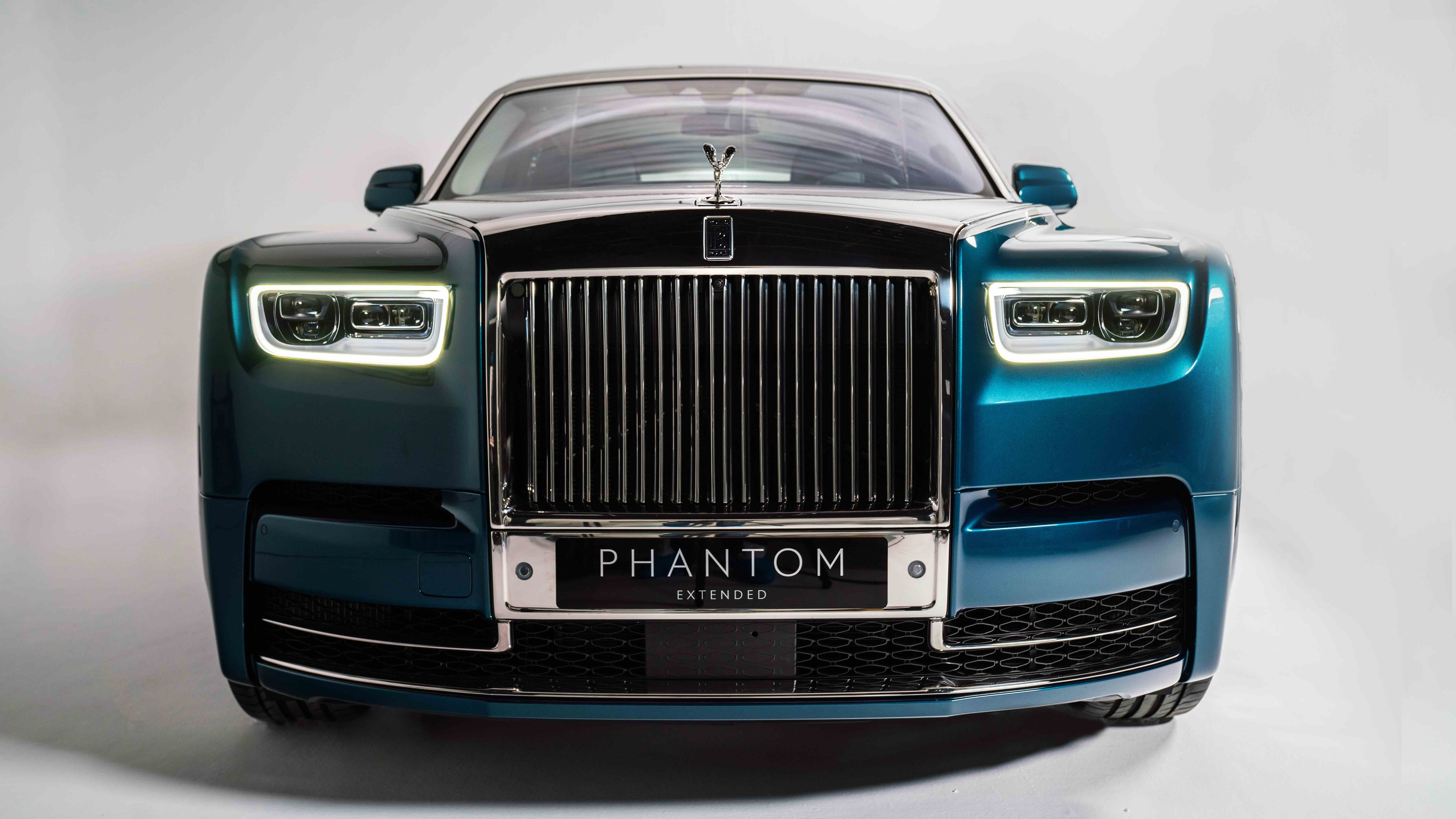 Роллс отзывы. Rolls Royce Phantom 2021. Роллс Ройс Фантом 2020. Новый Rolls Royce Phantom 2020. Rolls Royce Phantom 2021 новый.