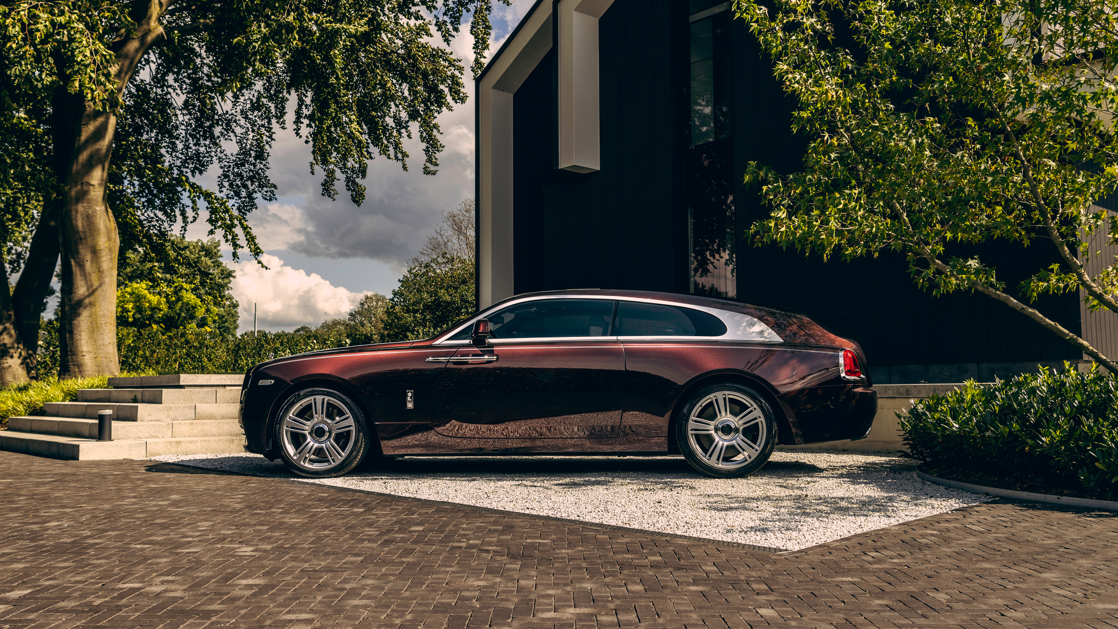 Rolls-Royce Wraith Silver Spectre Shooting Brake 2020 4K Wallpaper | HD